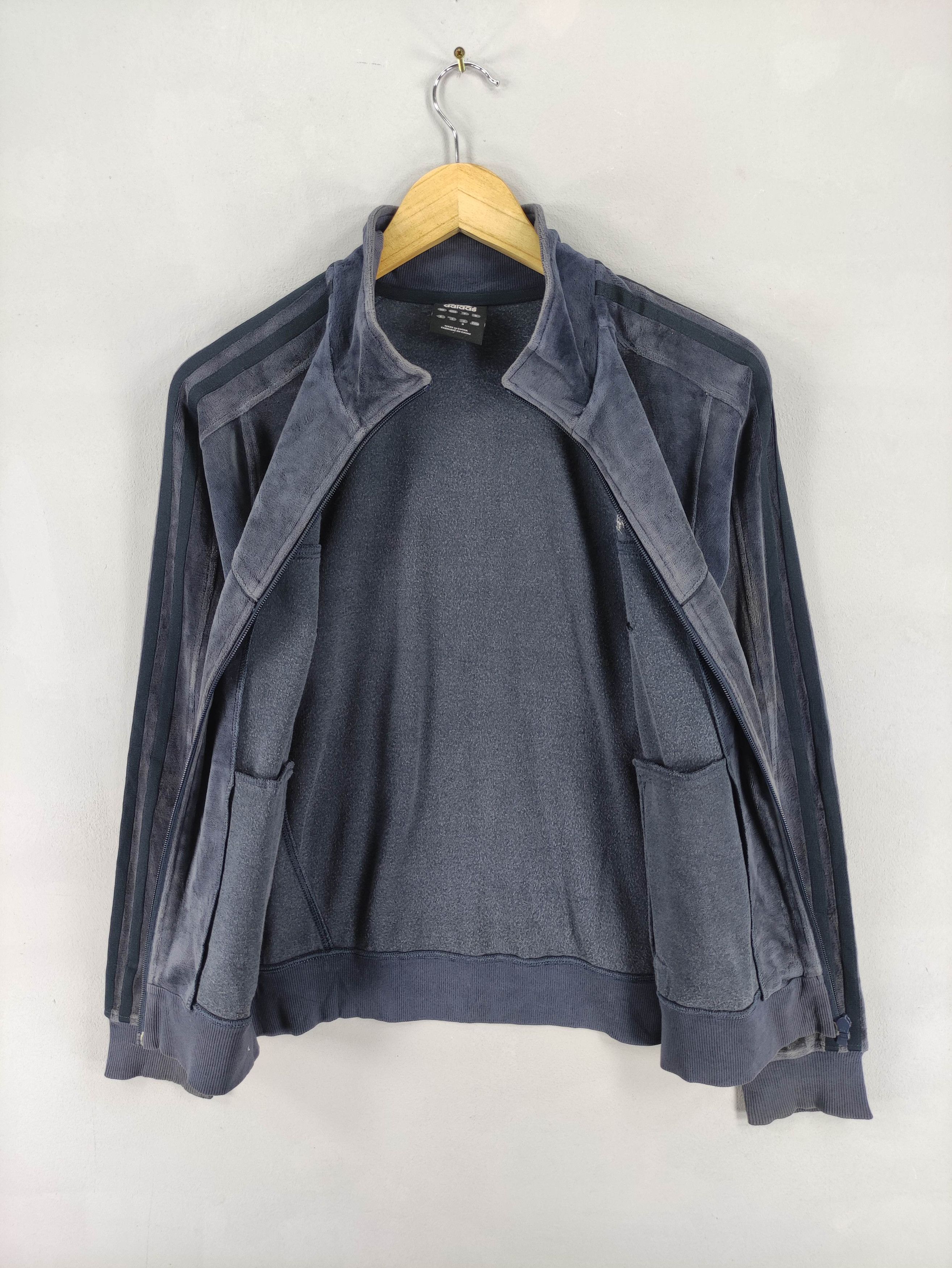 Adidas Vintage Adidas Velvet Sweater Jacket Zipper Size US S / EU 44-46 / 1 - 8 Thumbnail