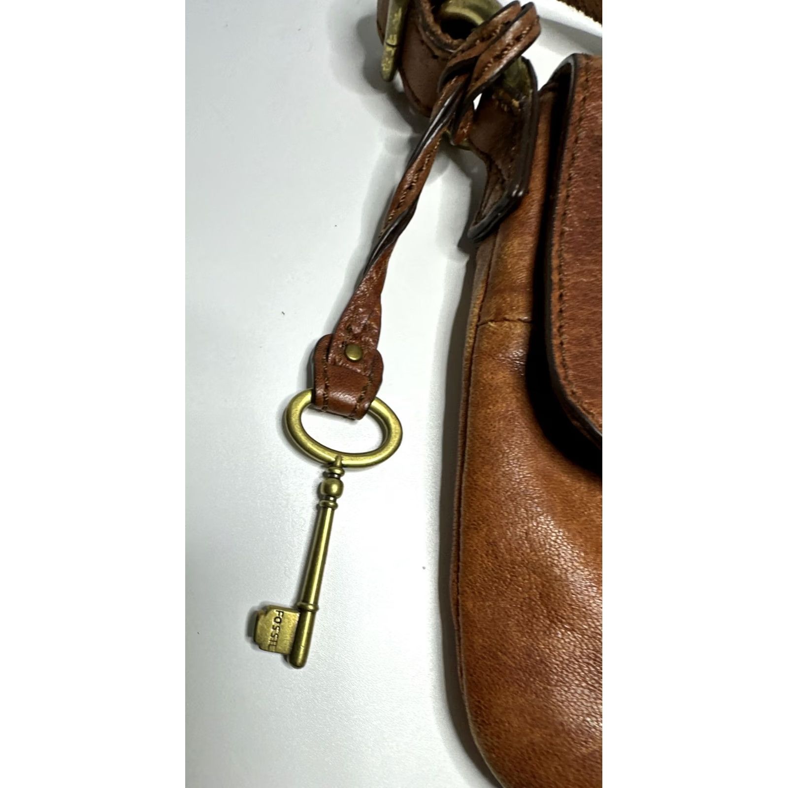 Fossil Fossil Carson Crossbody Brown Leather Organizer Bag Strap Handle ZB5058 Size ONE SIZE - 4 Thumbnail