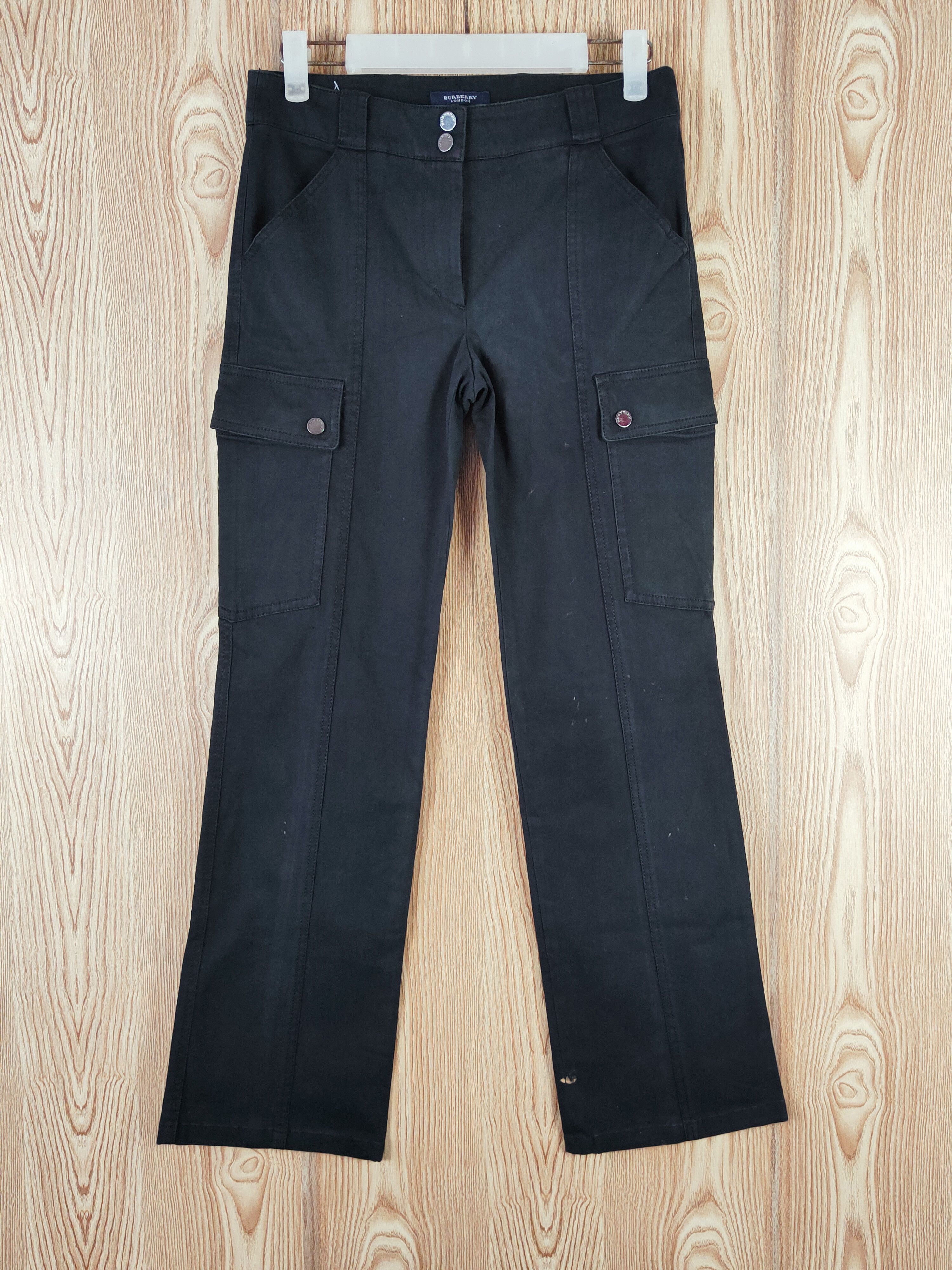 Burberry Burberry Black Multipocket Tactical Cargo Pants #W094 Size 27" / US 4 / IT 40 - 1 Thumbnail