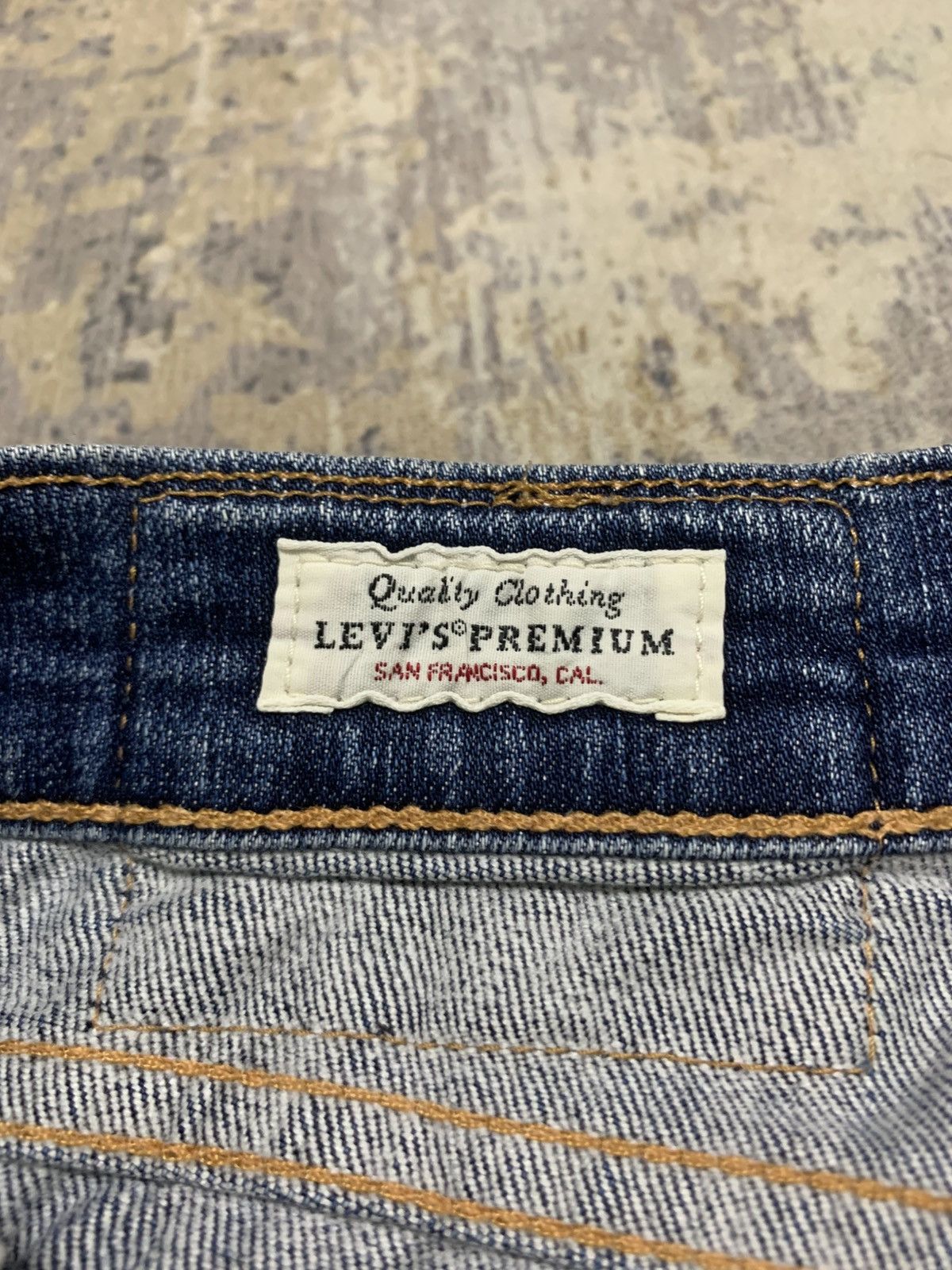 Levi's Vintage Levi's 511 Tapered Jeans W33x29.5 Size US 33 - 12 Thumbnail