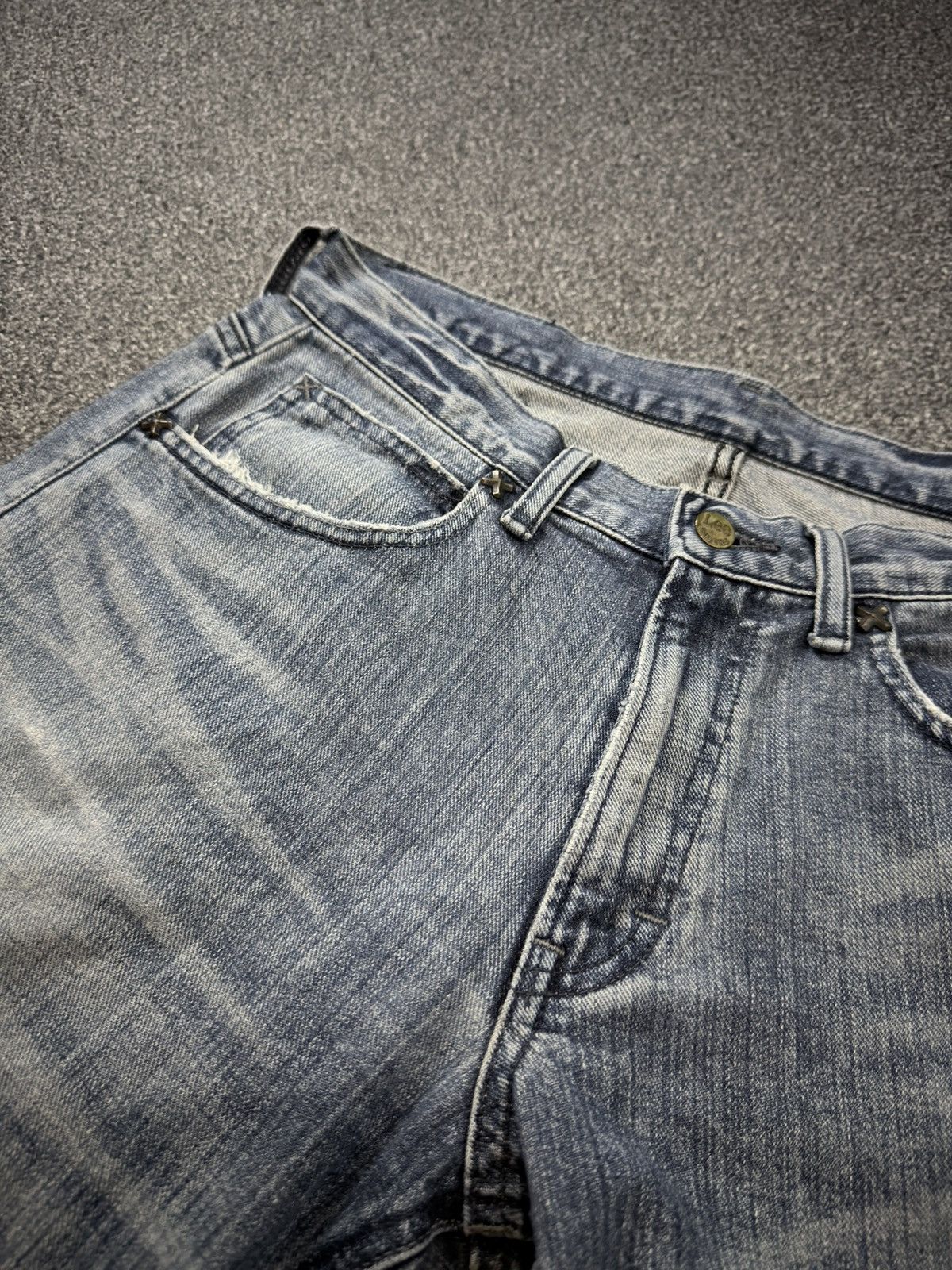 Lee × Number (N)ine Vintage 90s Japanese Denim Lee Distressed Faded Wash Jeans Size US 33 - 12 Thumbnail