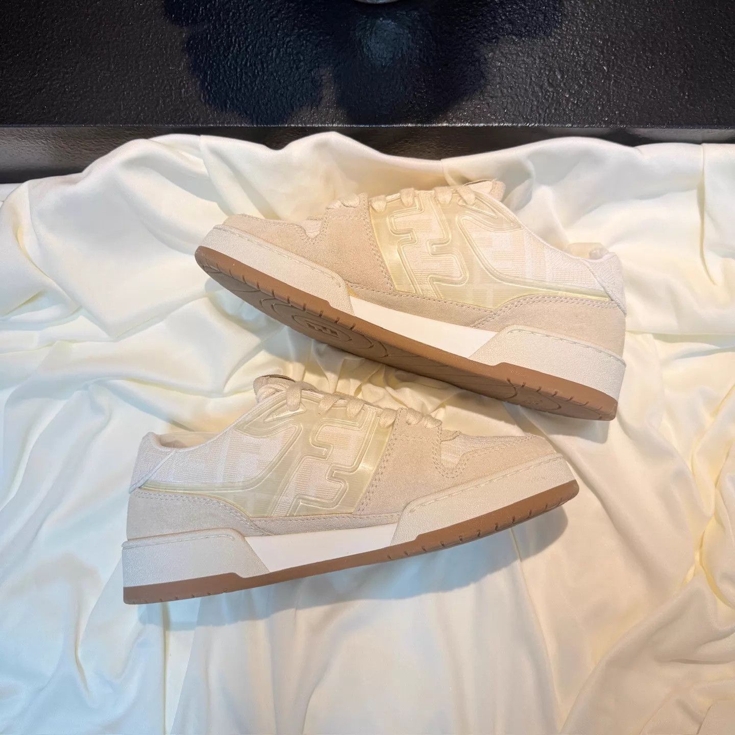 Fendi Fendi Off-White F Print Match Sneaker 36 99New nh3052 Size US 5.5 / IT 35.5 - 4 Thumbnail