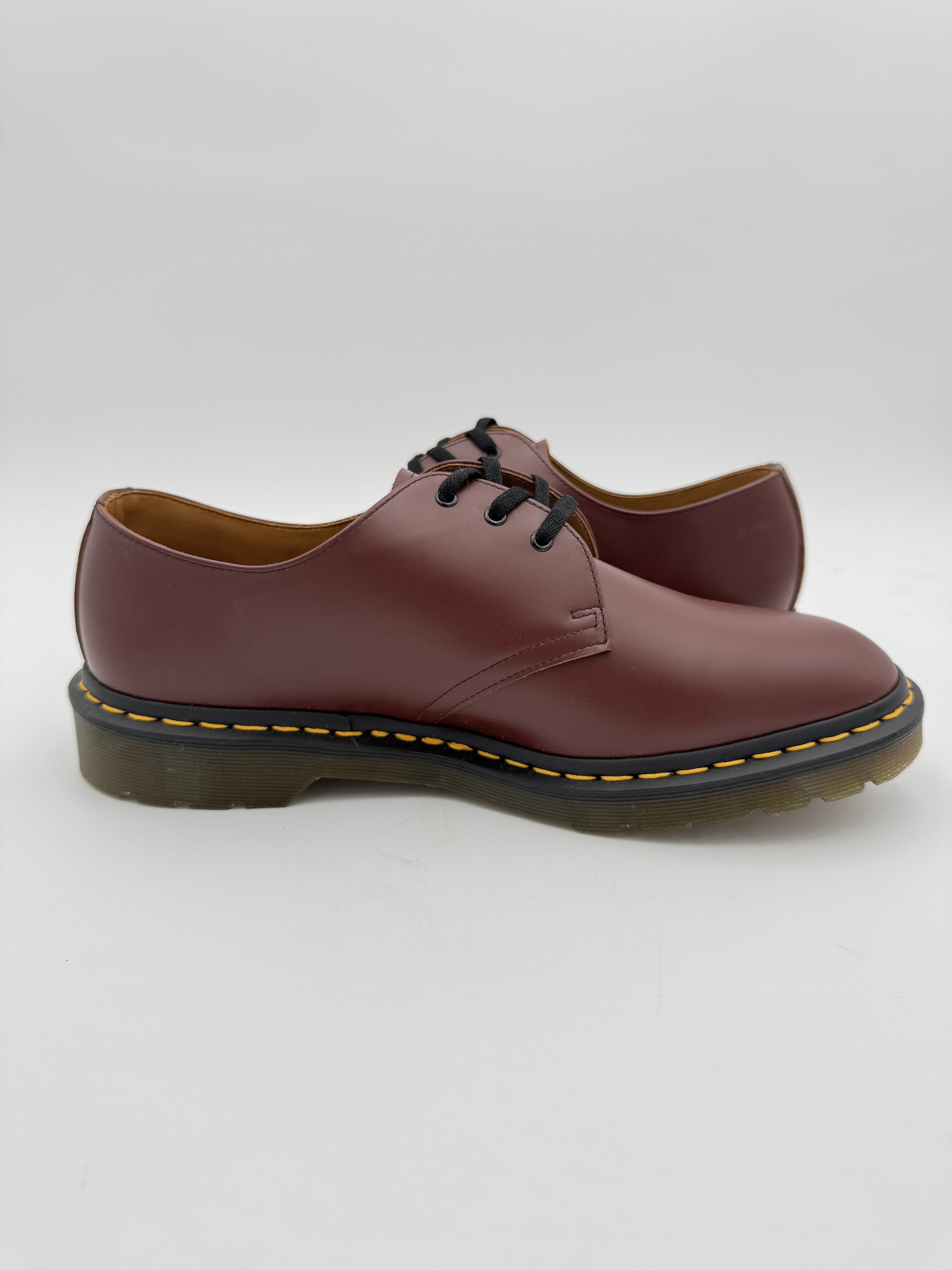 Dr. Martens × Supreme Supreme Sacred Heart 3-Eye Oxford Oxblood Red Size US 11 / EU 44 - 5 Thumbnail