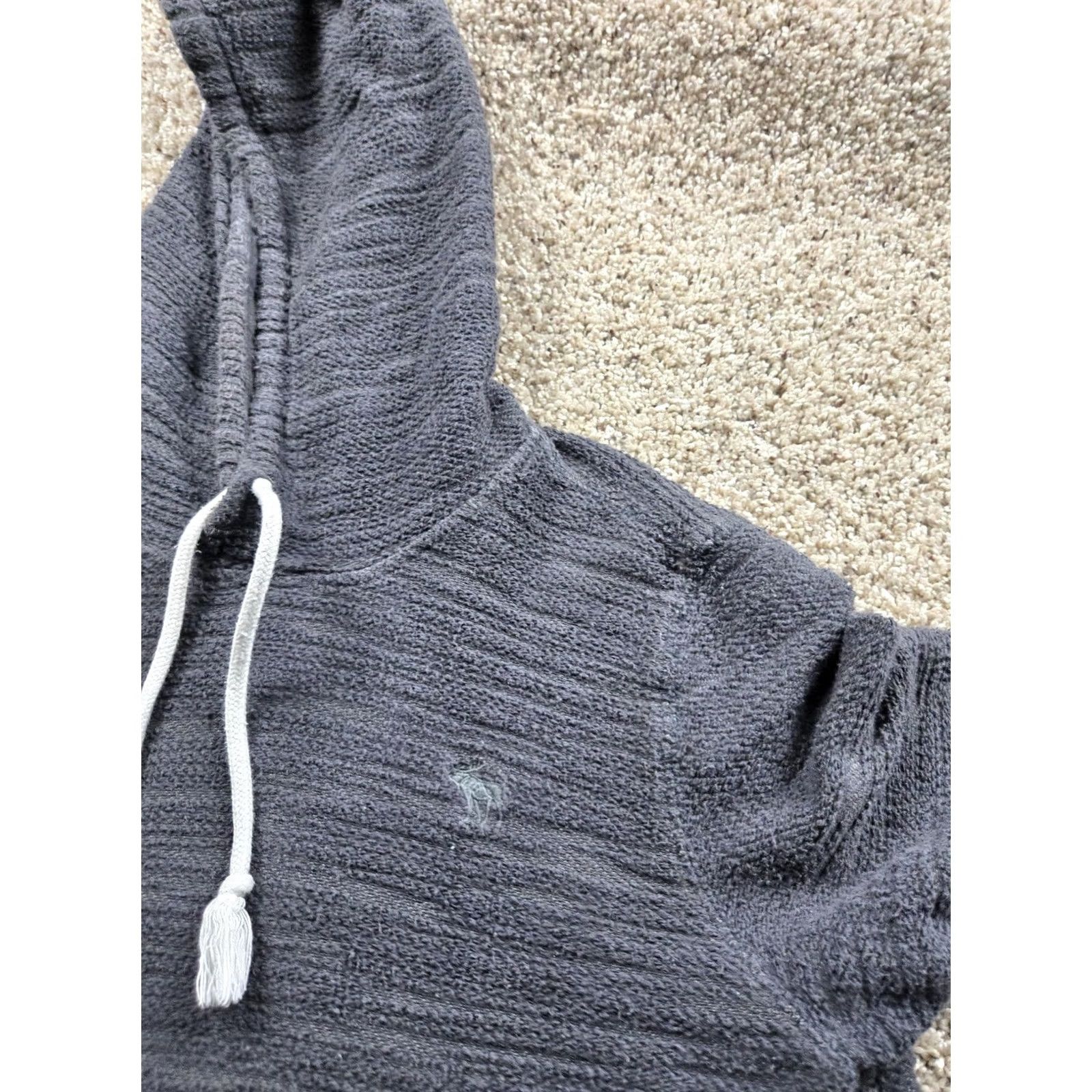 Abercrombie & Fitch Abercrombie & Fitch Hoodie Mens Small Gray Textured Pullover Pockets Knit Cotton Polyester Logo Pullover Hooded Long Sleeve Regular Fit Size US S / EU 44-46 / 1 - 4 Thumbnail