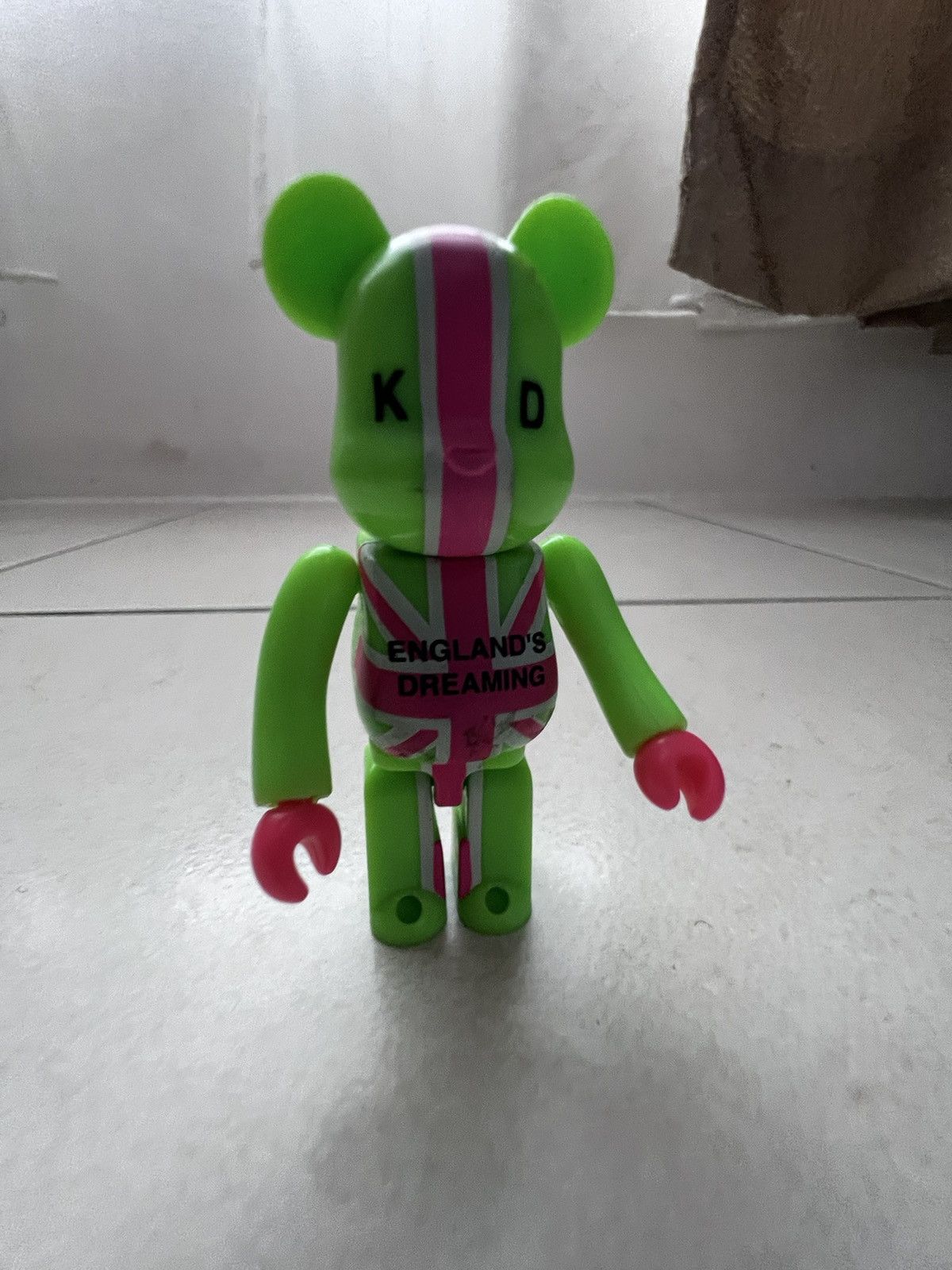 BE@RBRICK 400% England's Dreaming 2004