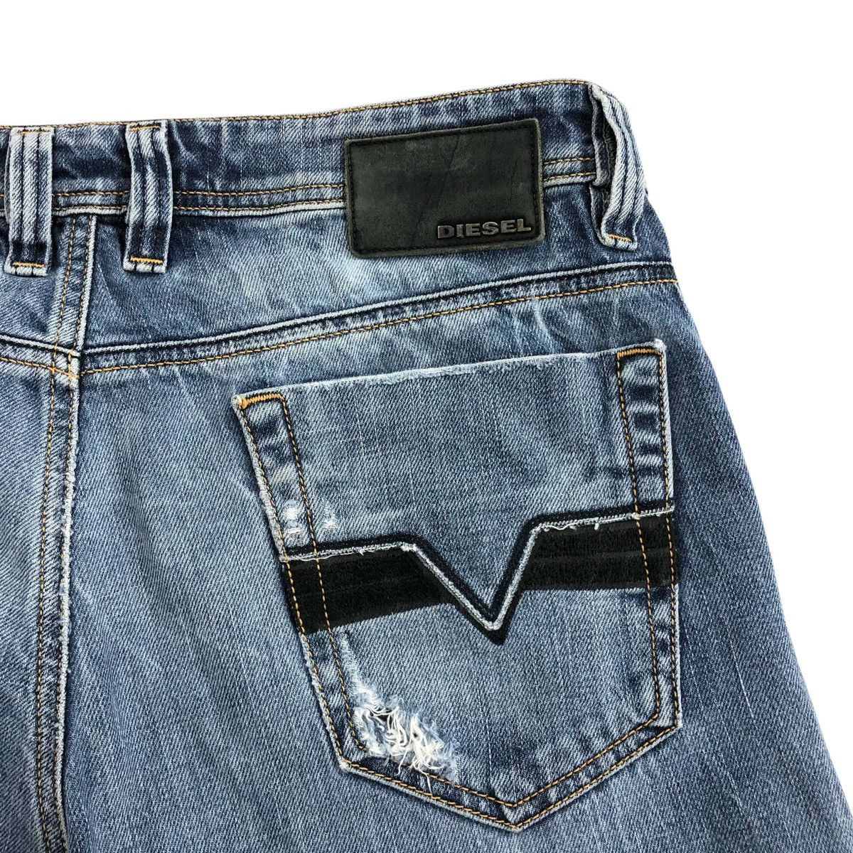 Diesel × If Six Was Nine × Le Grande Bleu (L.G.B.) Vintage Diesel Industry Distressed Denim Y2K Jeans Size US 32 / EU 48 - 15 Thumbnail