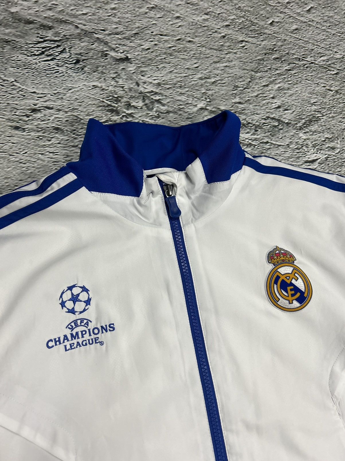 Adidas Real Madrid Adidas track suit white pants jacket Champions Size US L / EU 52-54 / 3 - 3 Thumbnail