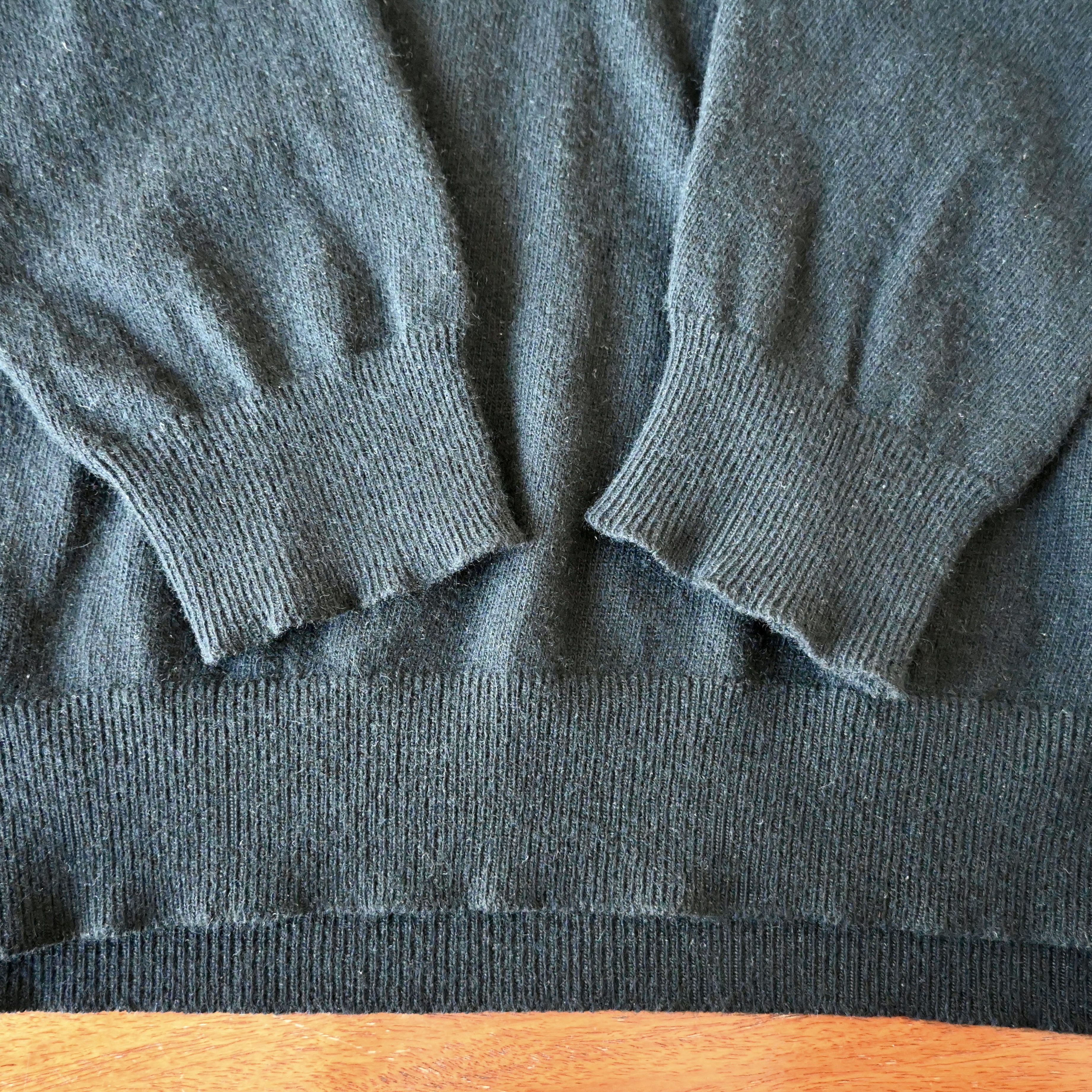Pringle Of Scotland VTG 1990s Pringle pure cashmere sweater, made in Scotland Size US M / EU 48-50 / 2 - 10 Thumbnail