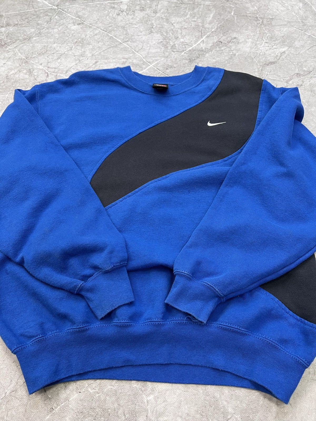 Nike × Vintage Vintage CREWNECK NIKE SWEATSHIRT HOODIE RETRO Y2K Size US M / EU 48-50 / 2 - 8 Thumbnail