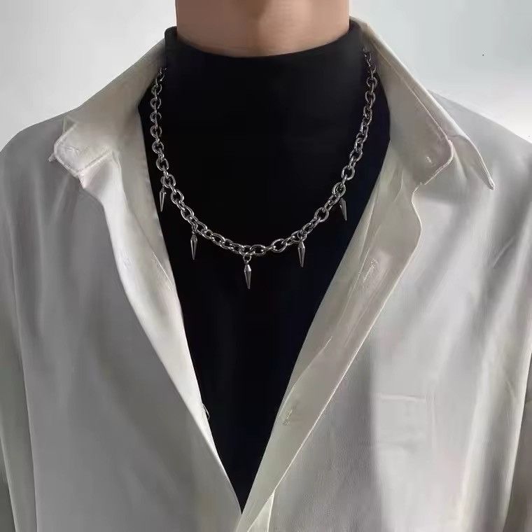 Vintage Unisex punk pendant choker chain spike necklace vintage rock Size ONE SIZE - 1 Thumbnail