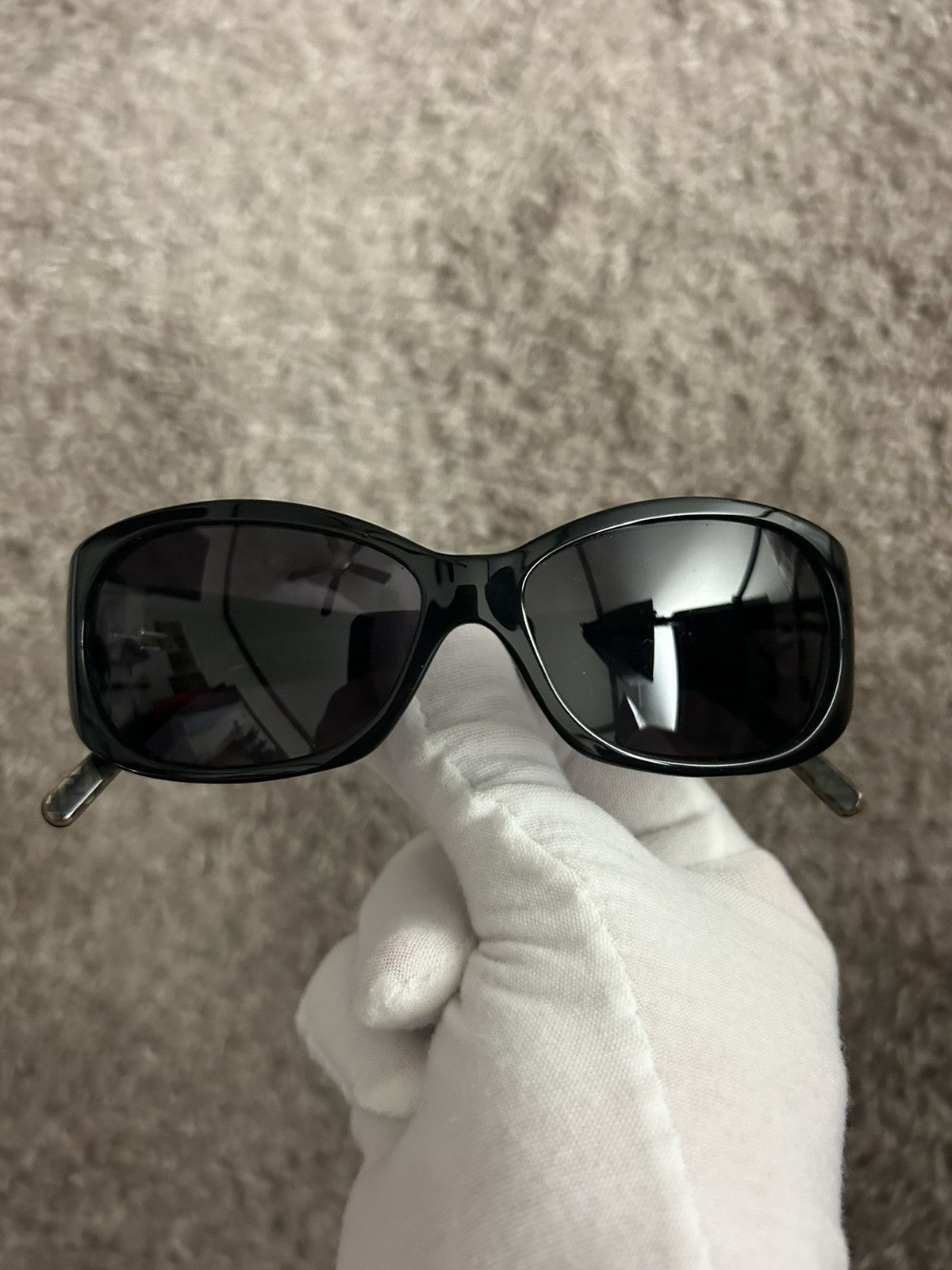 Fendi Fendi FS 303 Logo Sunglasses Size ONE SIZE - 5 Thumbnail