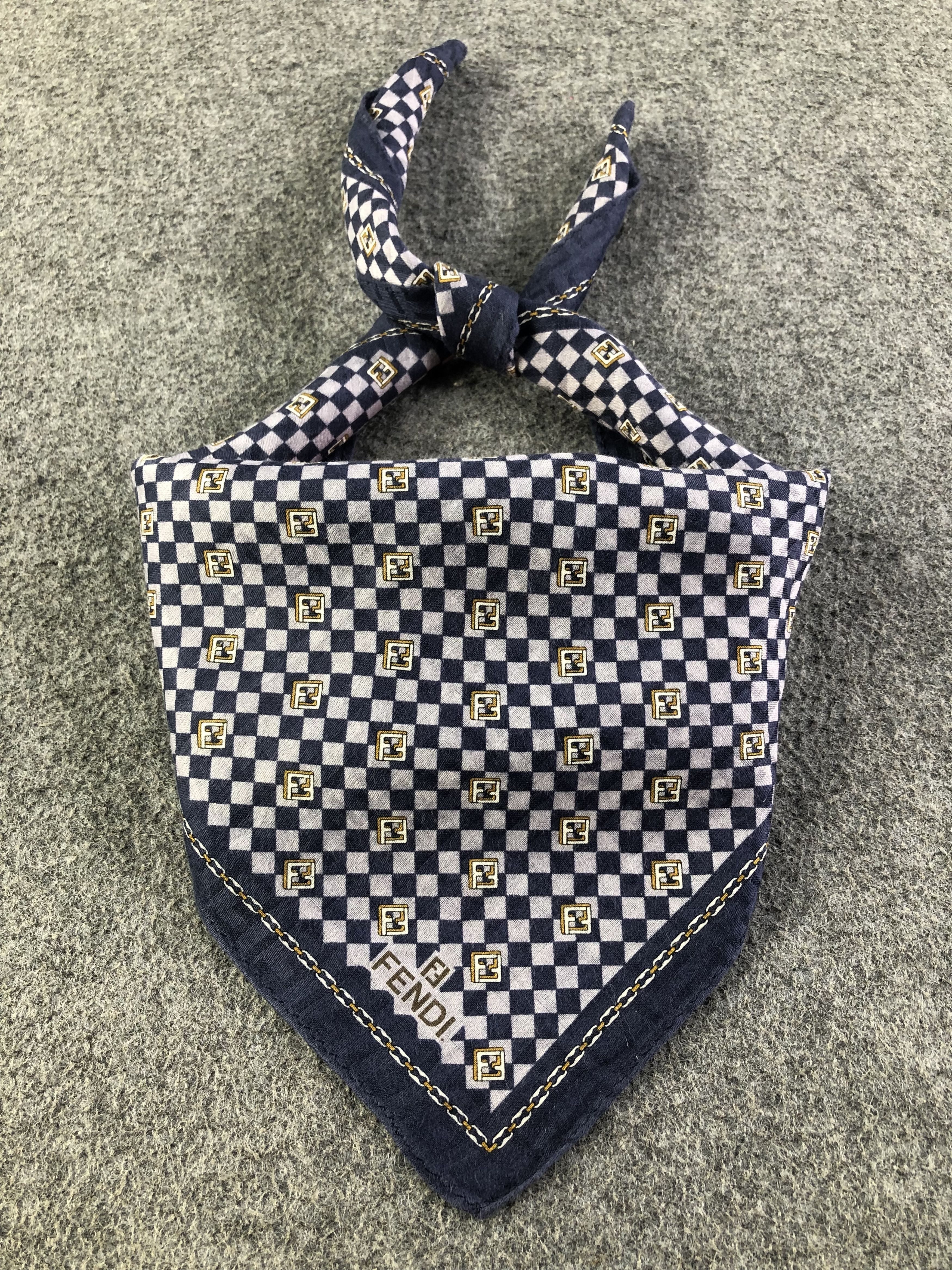 Vintage Fendi Handkerchief / Bandana / Neckerchief A1674 Size ONE SIZE - 1 Thumbnail