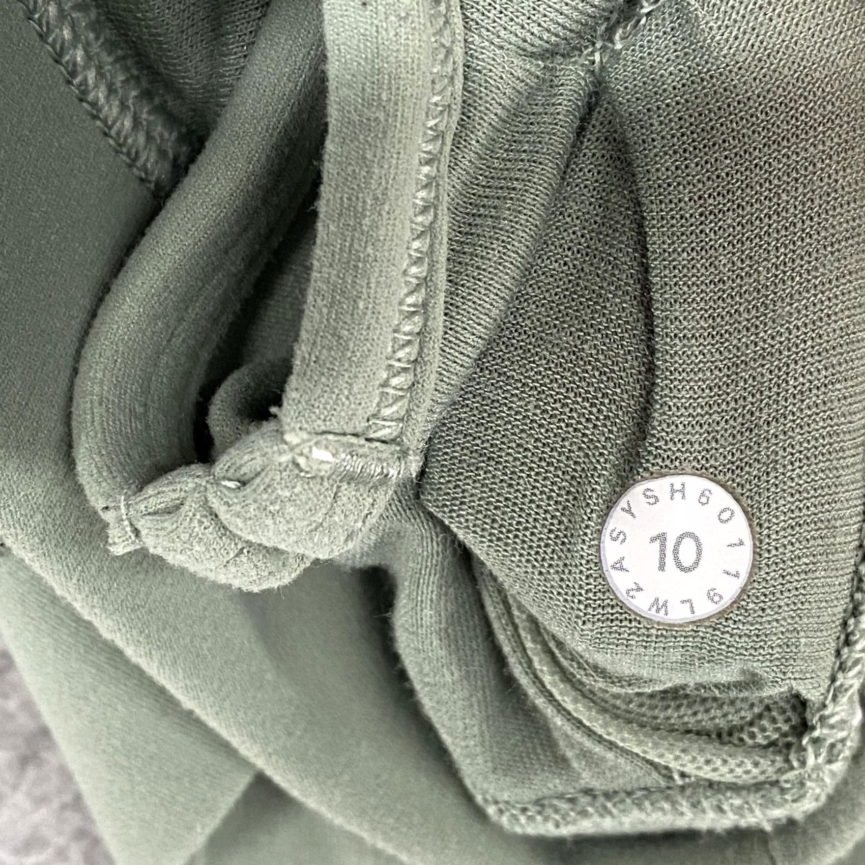 Lululemon Lululemon Power Y Bra Womens 10 Sage Green Racerback No Pads Yoga Gym Workout Shirt Size ONE SIZE - 7 Thumbnail