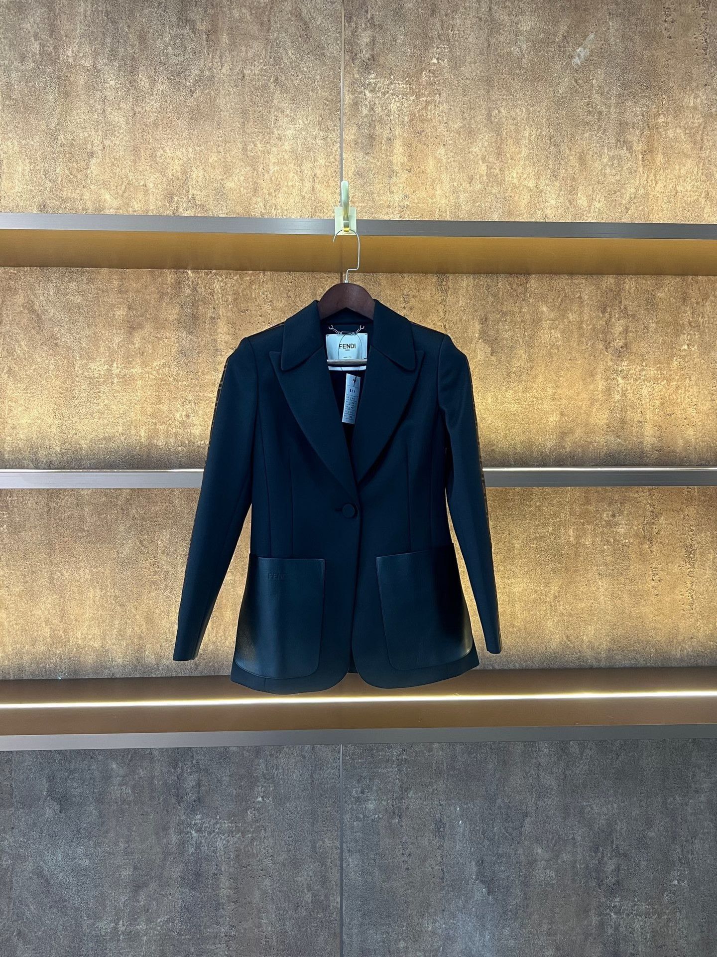 Fendi Fendi Patchwork Pocket Logo Blazer Size S / US 4 / IT 40 - 1 Thumbnail
