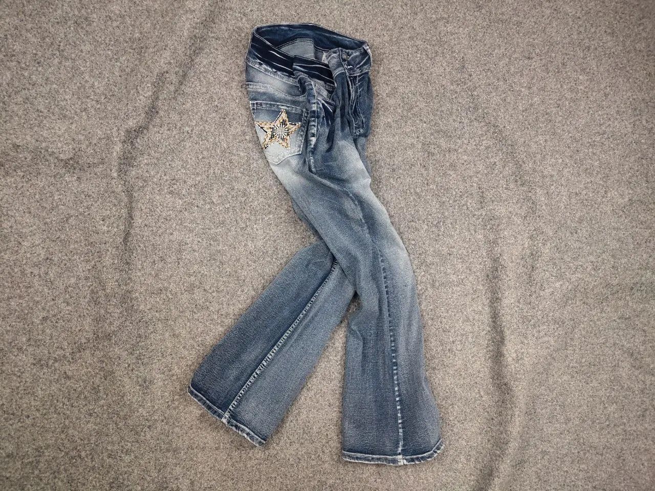 Japanese Brand Vintage Japan hysteric glamour Style Star Logo Flared Jeans Size 32" / US 10 / IT 46 - 1 Thumbnail