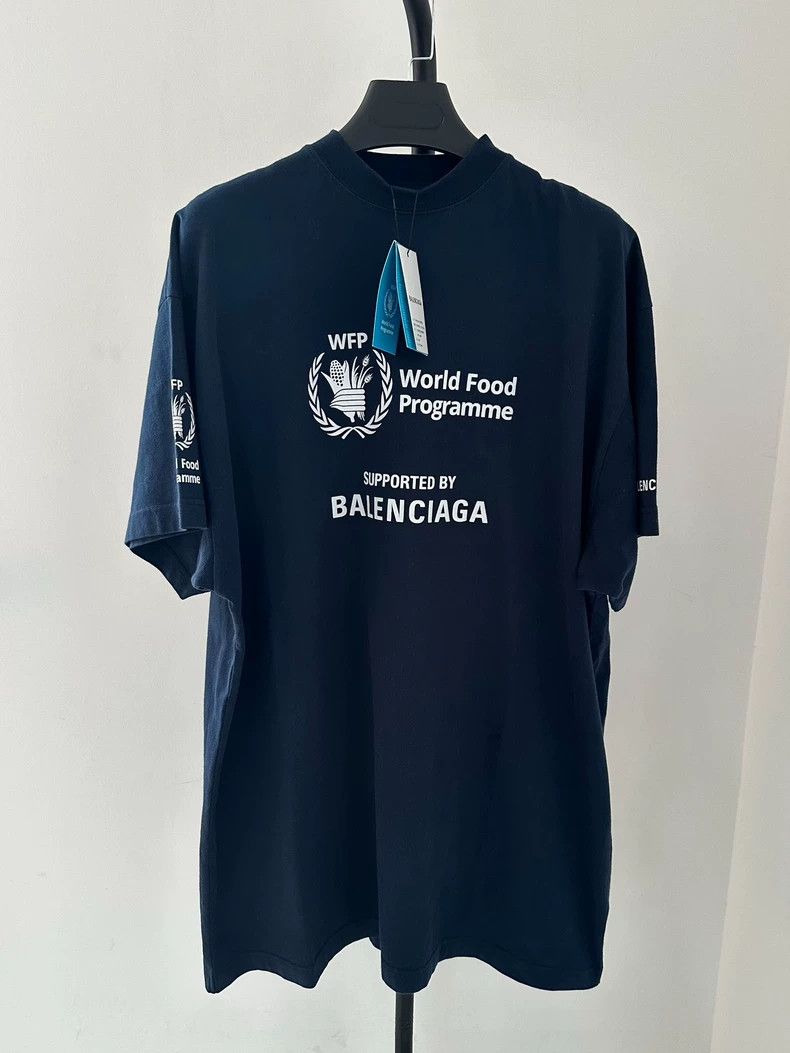 Balenciaga Balenciaga size 1 Make Old Washed Short Sleeve T-Shirt Size US M / EU 48-50 / 2 - 1 Thumbnail