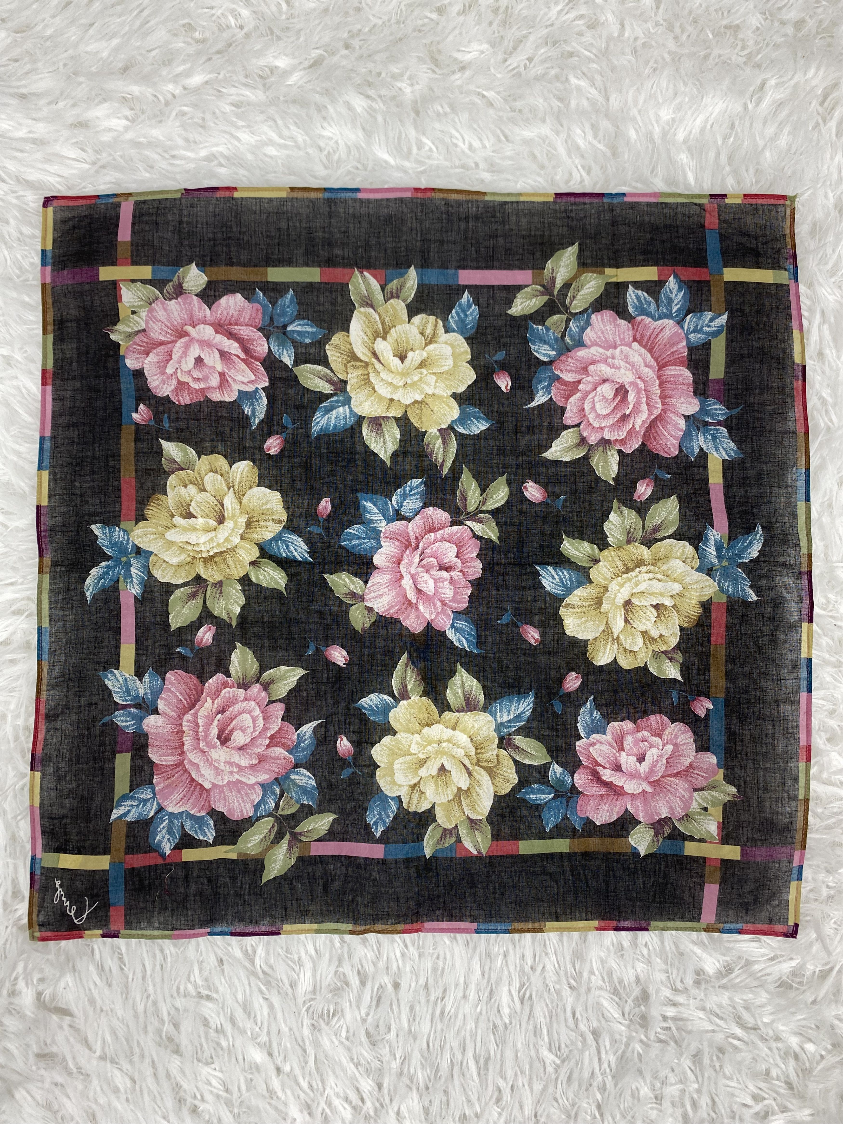 Kenzo Vintage Kenzo Handkerchief Neckerchief PH0445 Size ONE SIZE - 4 Thumbnail