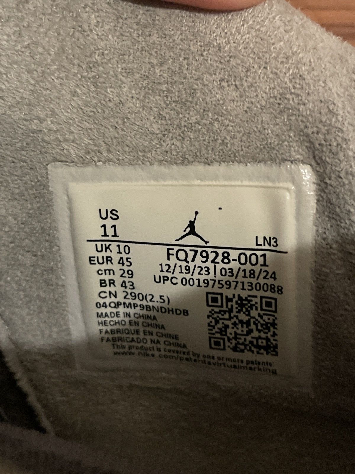 Jordan Brand Air Jordan 4 Wet Cement Size US 11 / EU 44 - 6 Thumbnail