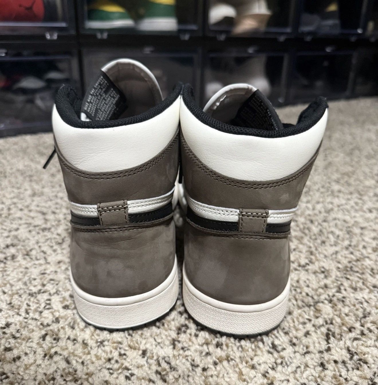 Jordan Brand Size 9.5- Jordan 1 Retro OG High Dark Mocha 555088-105 won Size US 9.5 / EU 42-43 - 11 Thumbnail