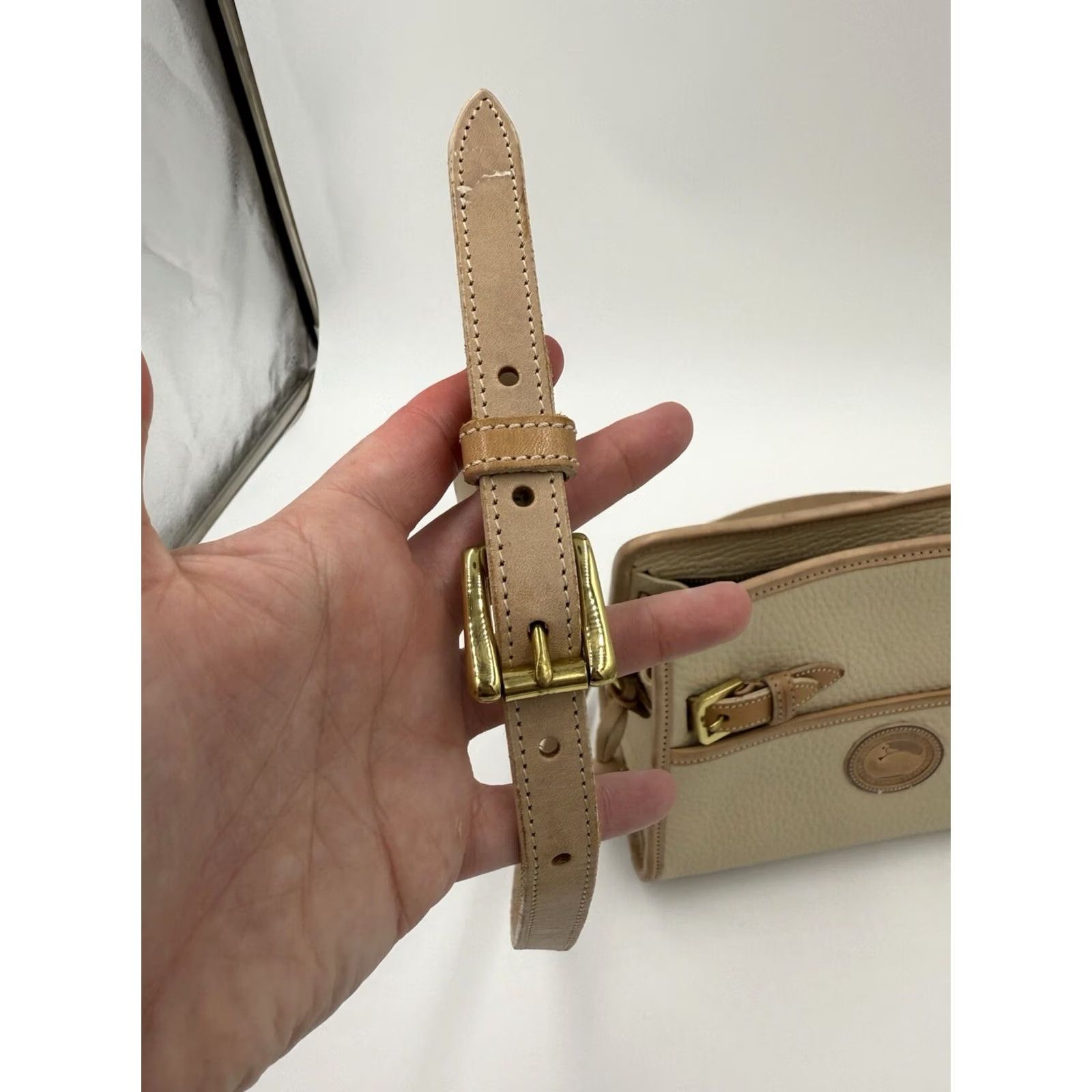 Dooney & Bourke VINTAGE Dooney & Bourke Crossbody Purse USA Pebbled Leather Brown Tan Solid Brass Buckle Zip Women Size ONE SIZE - 4 Thumbnail