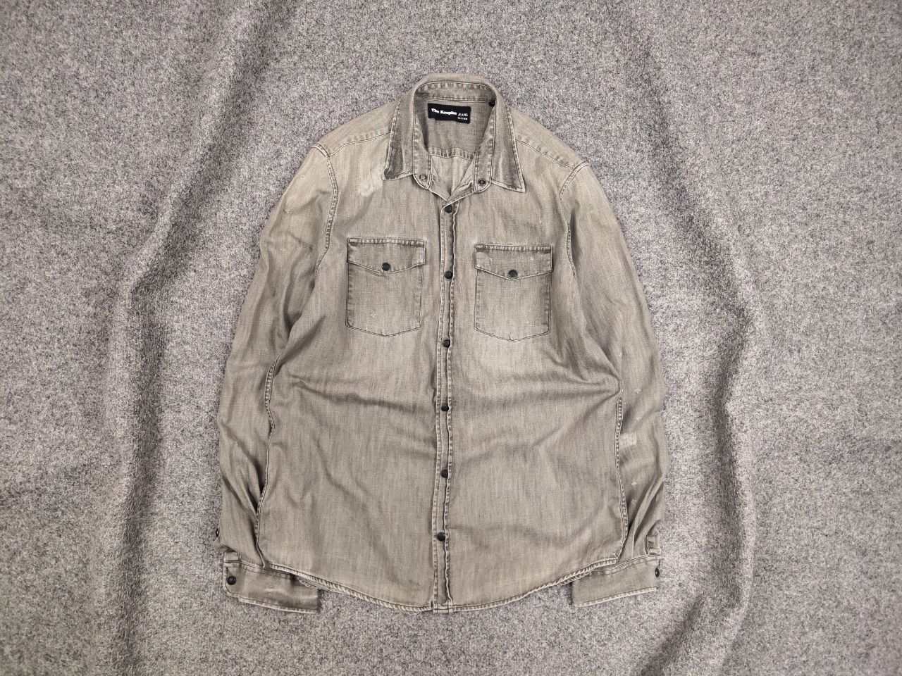 The Kooples The Kooples Jeans Fitted Distressed Button Denim Shirt Size US M / EU 48-50 / 2 - 1 Thumbnail