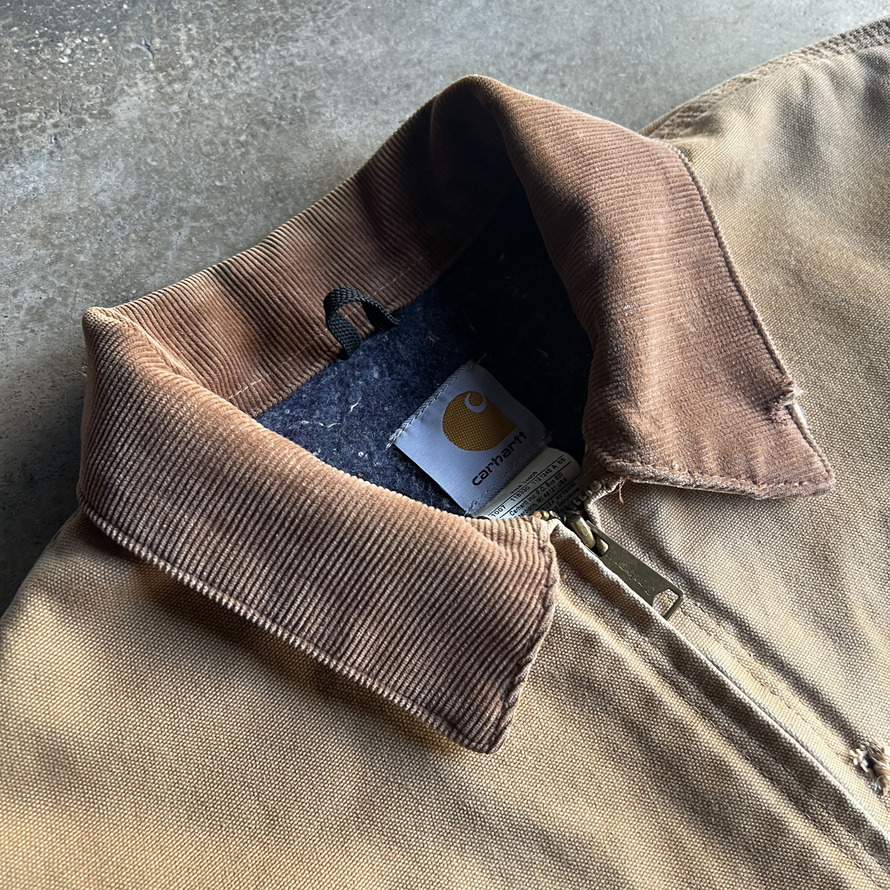 Carhartt Faded Detriot J01 L Size US L / EU 52-54 / 3 - 5 Thumbnail