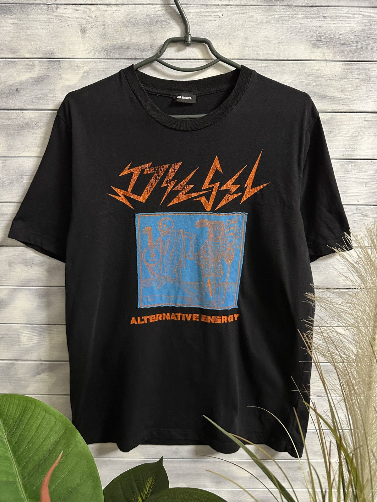 Diesel Rare Vintage T-Shirt Diesel Alternative Energie Luxury Size US L / EU 52-54 / 3 - 1 Thumbnail