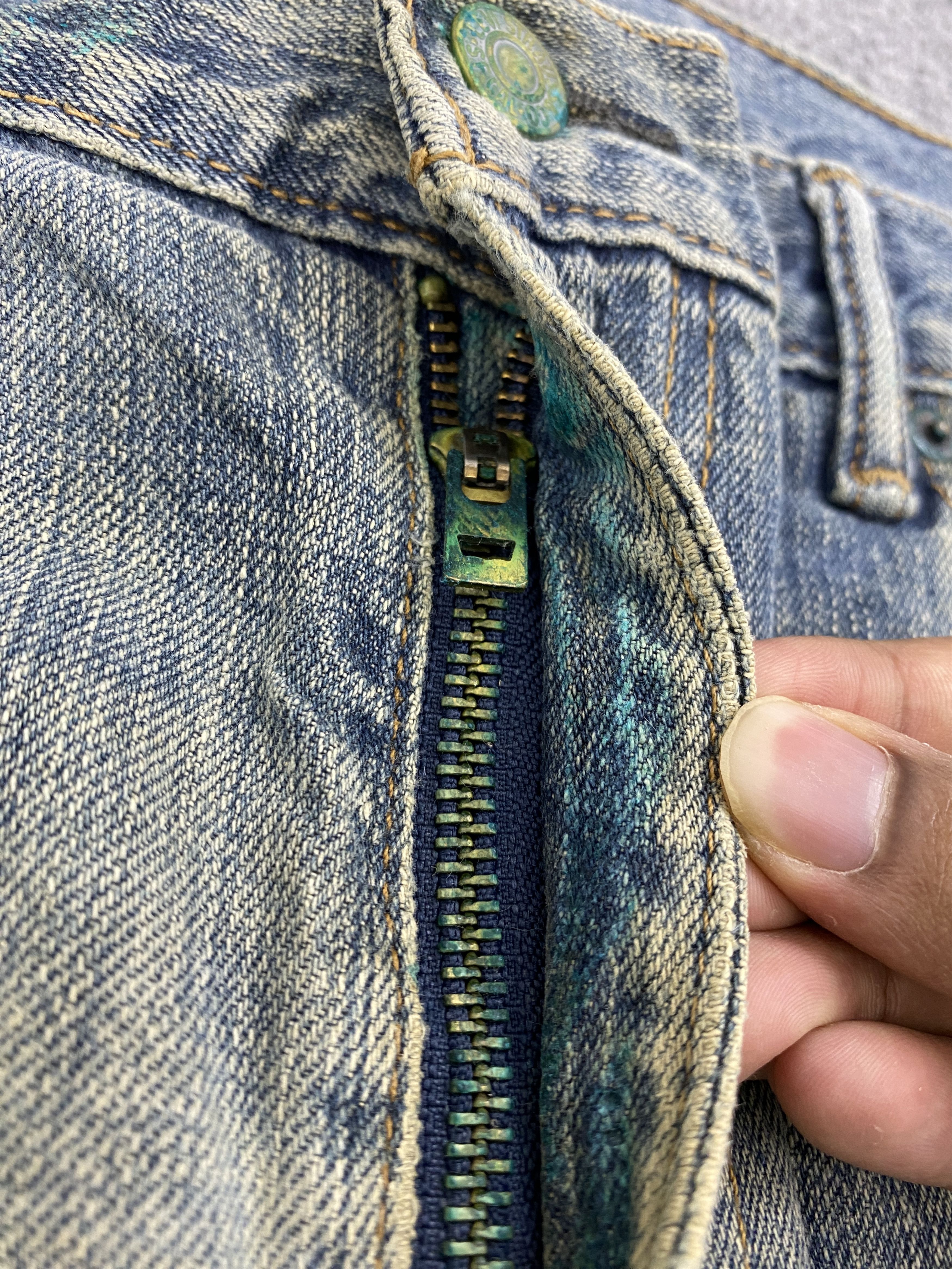 Levi's Faded Blue Vintage Levi's 559 Jeans DP2644 Size US 35 - 11 Thumbnail