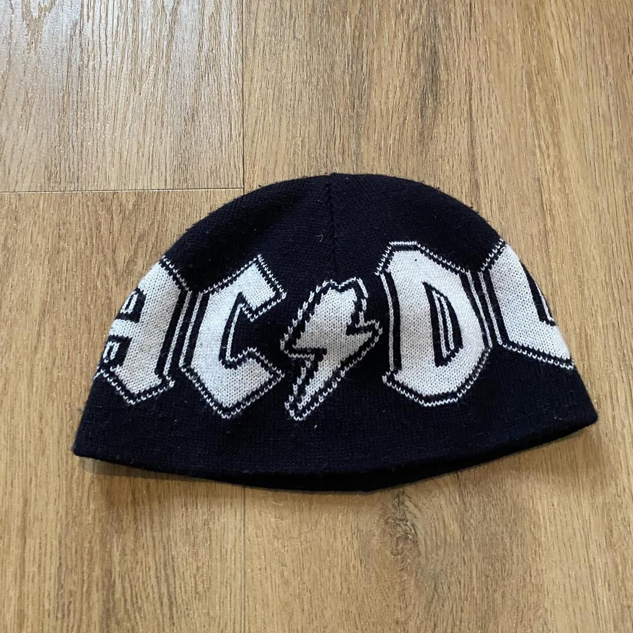 Vintage Black and white AC/DC beanie #streetwear Vintage Size US S / EU 44-46 / 1 - 1 Thumbnail