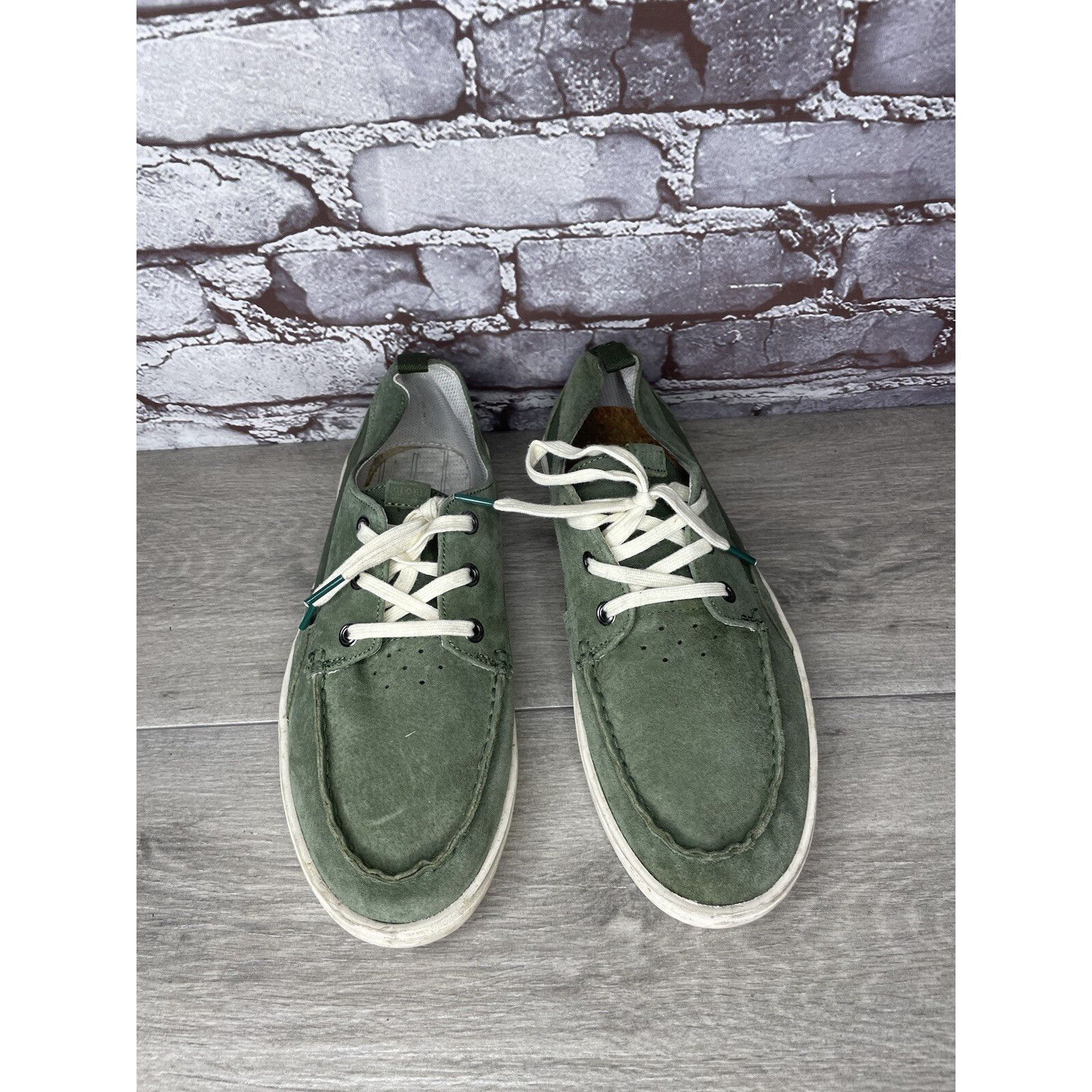 Globe Globe Green Suede Leather Casual Low Lace Sneakers Shoes Men Size US 9.5 / EU 42-43 - 2 Thumbnail