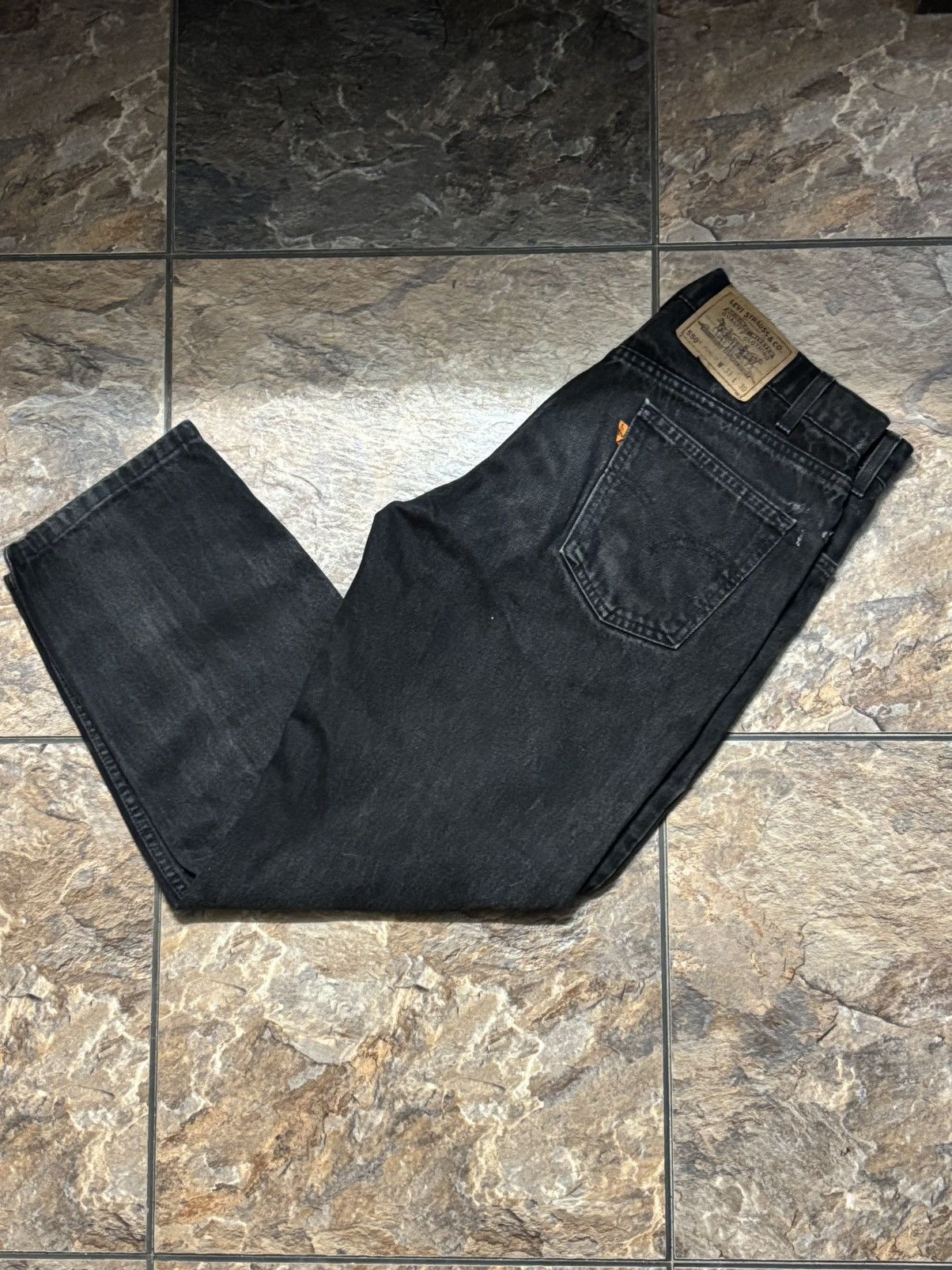 Levi's Vintage Clothing Vintage 90’s Levi’s Relaxed Fit Orange Tab 33 30 Size US 33 - 1 Thumbnail