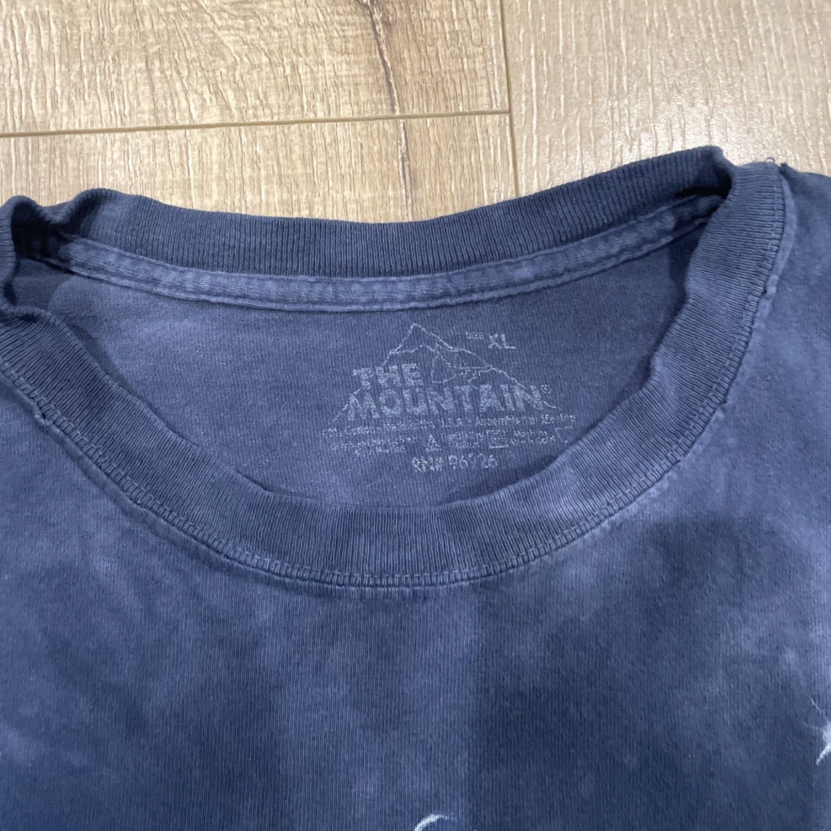 The Mountain VINTAGE The Mountain Graphic Pirate T Shirt XL Blue Skull Ship Tie Dye Tee Juniors? Size US XL / EU 56 / 4 - 7 Thumbnail