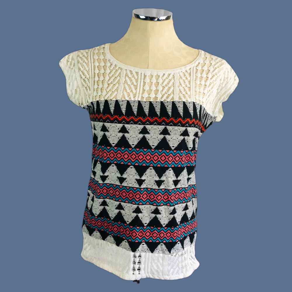 YOKE VINTAGE Large Sweetheart Cap Sleeve Pullover Top Junior Women's Lace Yoke Slightly Sheer Ivory Size L / US 10 / IT 46 - 1 Thumbnail
