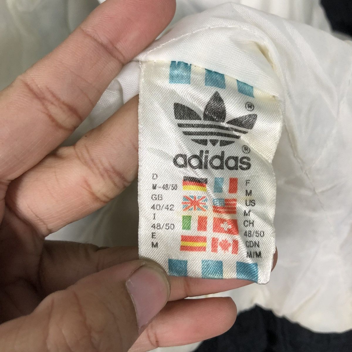 Adidas 🔥VINTAGE NYLON BOMBER JACKET ADIDAS BIG LOGO EMBROIDERY Size US M / EU 48-50 / 2 - 24 Thumbnail
