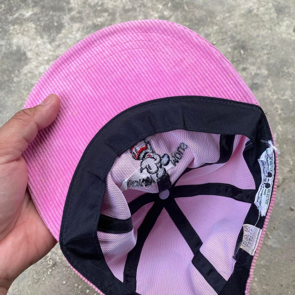 Disney RARE ‼️ Mickey Mouse Size ONE SIZE - 5 Thumbnail