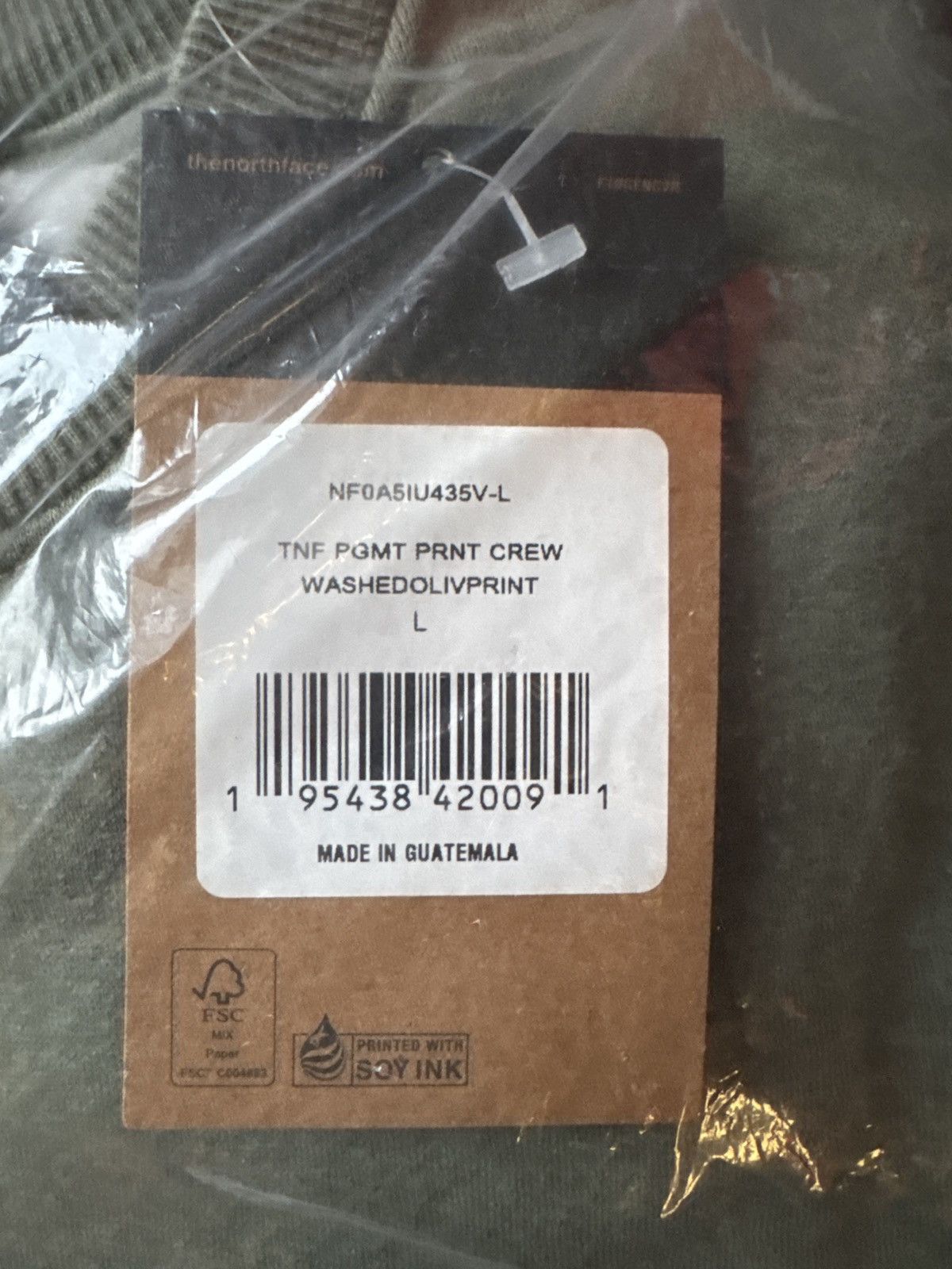 Supreme × The North Face Supreme X The North Face Washed Pigment Crewneck Size US L / EU 52-54 / 3 - 4 Thumbnail
