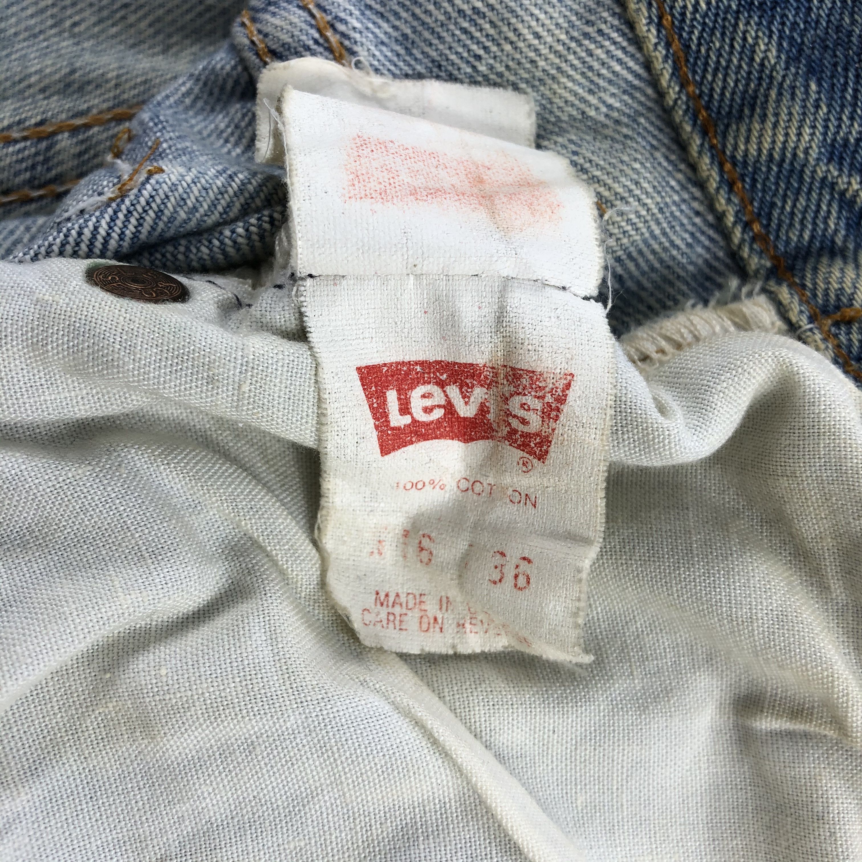 Levi's Vintage 90s Light Wash Levis 501 Jeans-JM2259 Size US 43 - 18 Thumbnail