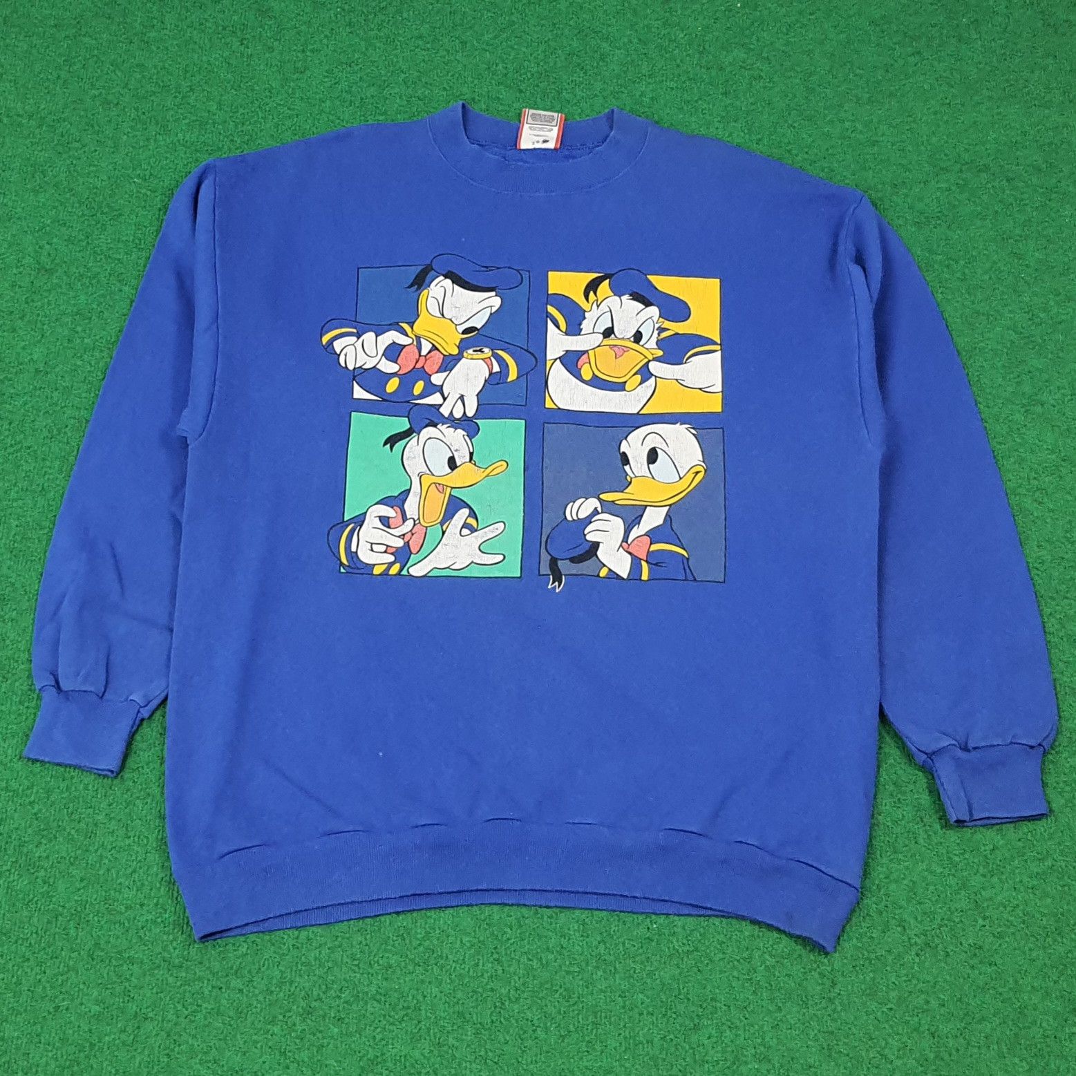 Disney Vintage Disney Donald Duck Sweatshirt C270N11 Size US L / EU 52-54 / 3 - 1 Thumbnail