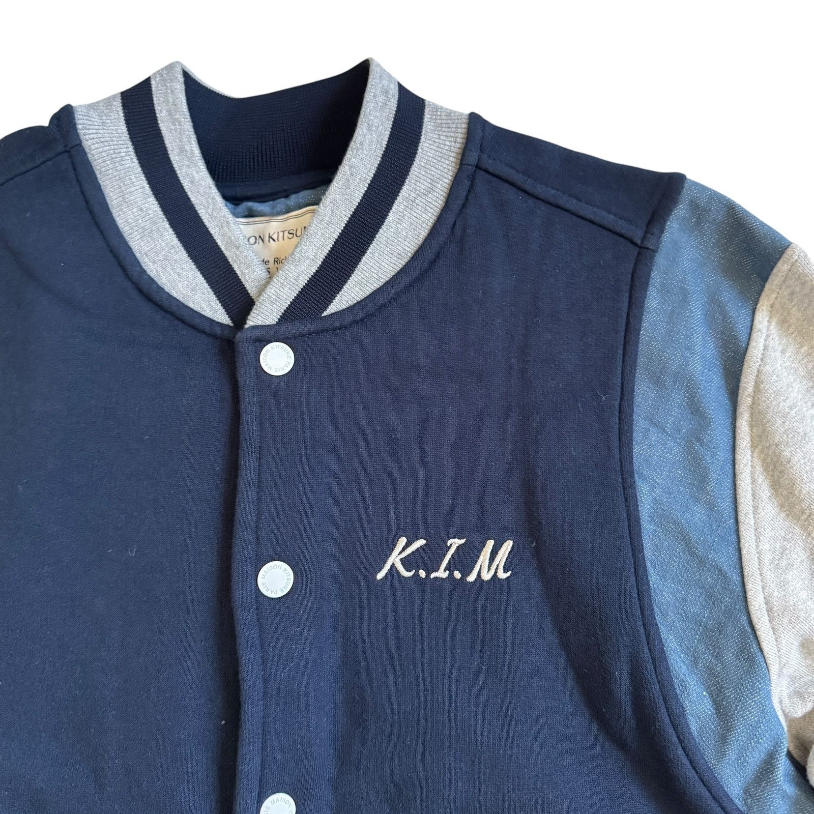 Maison Kitsune Maison Kitsune Varsity Stadium Jacket Navy Grey Size US L / EU 52-54 / 3 - 3 Thumbnail