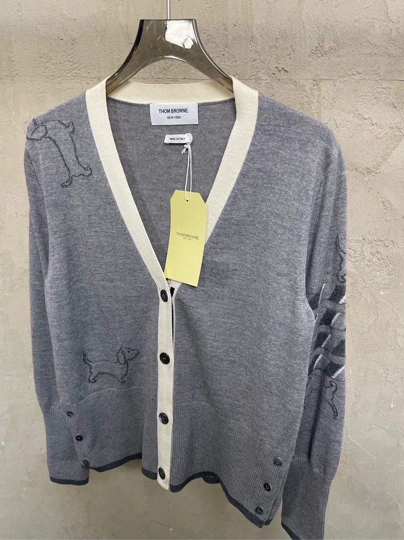 Thom Browne Thom Browne Size 0 Gray puppy four-striped wool cardigan j Size XS / US 0-2 / IT 36-38 - 3 Thumbnail