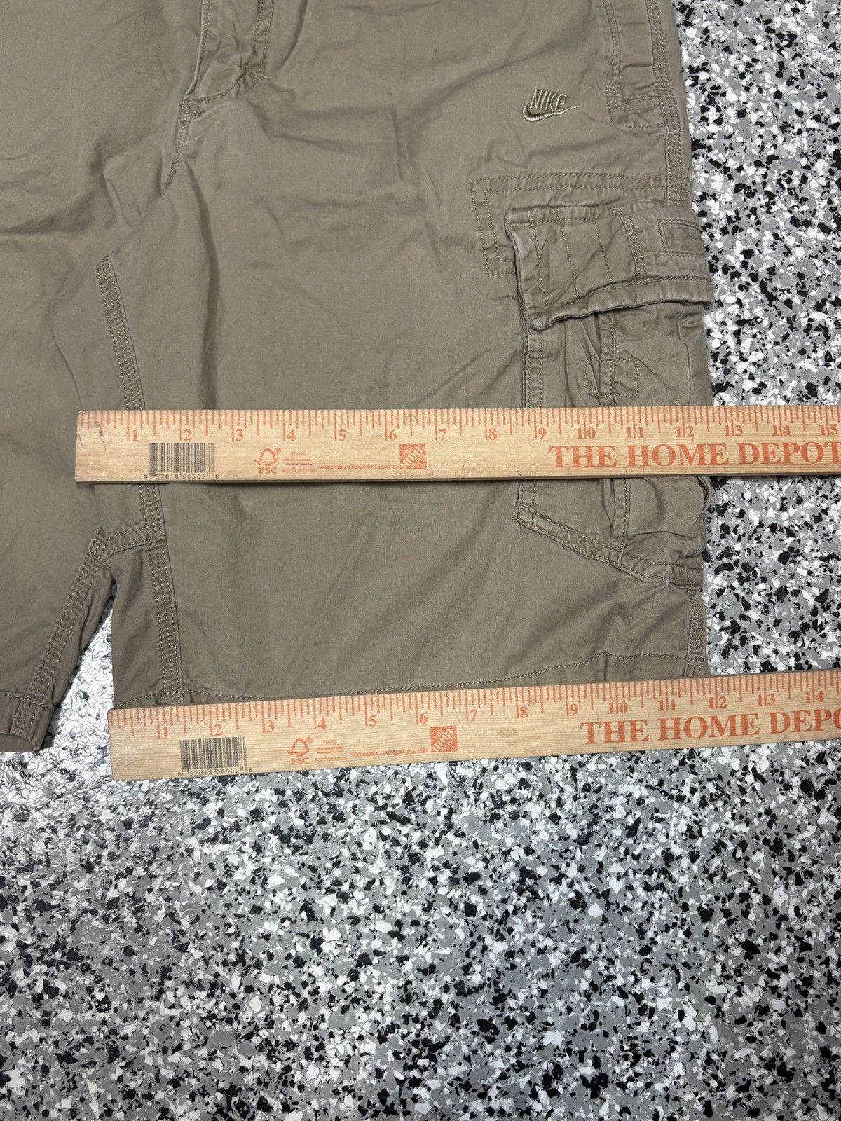 Nike Vintage Y2K Nike Sportswear Tan Cargo Baggy Shorts Sz. M Size US 34 / EU 50 - 5 Thumbnail