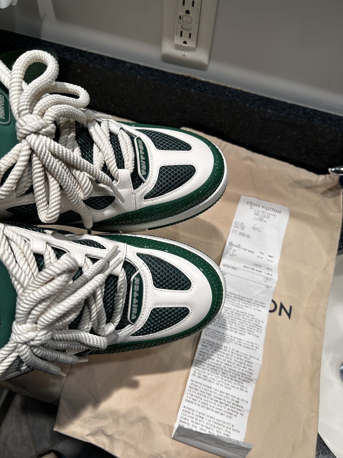 Louis Vuitton Louis Vuitton Skate Trainer ‘Green Size US 11 / EU 44 - 8 Thumbnail