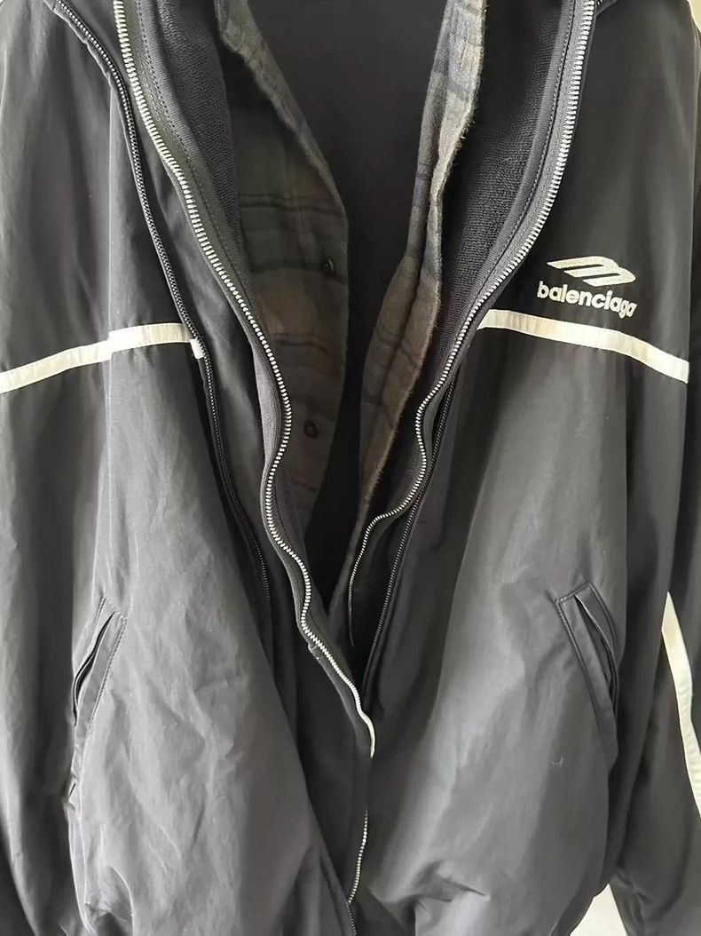Balenciaga Balenciaga Patchwork Logo print hooded jacket jacket Size US L / EU 52-54 / 3 - 3 Thumbnail