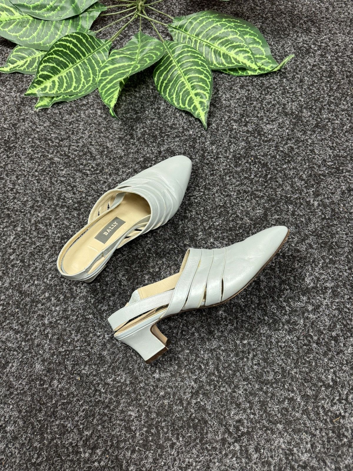 Bally Women's shoes Bally Vintage Luxury Size US 8 / IT 38 - 1 Thumbnail