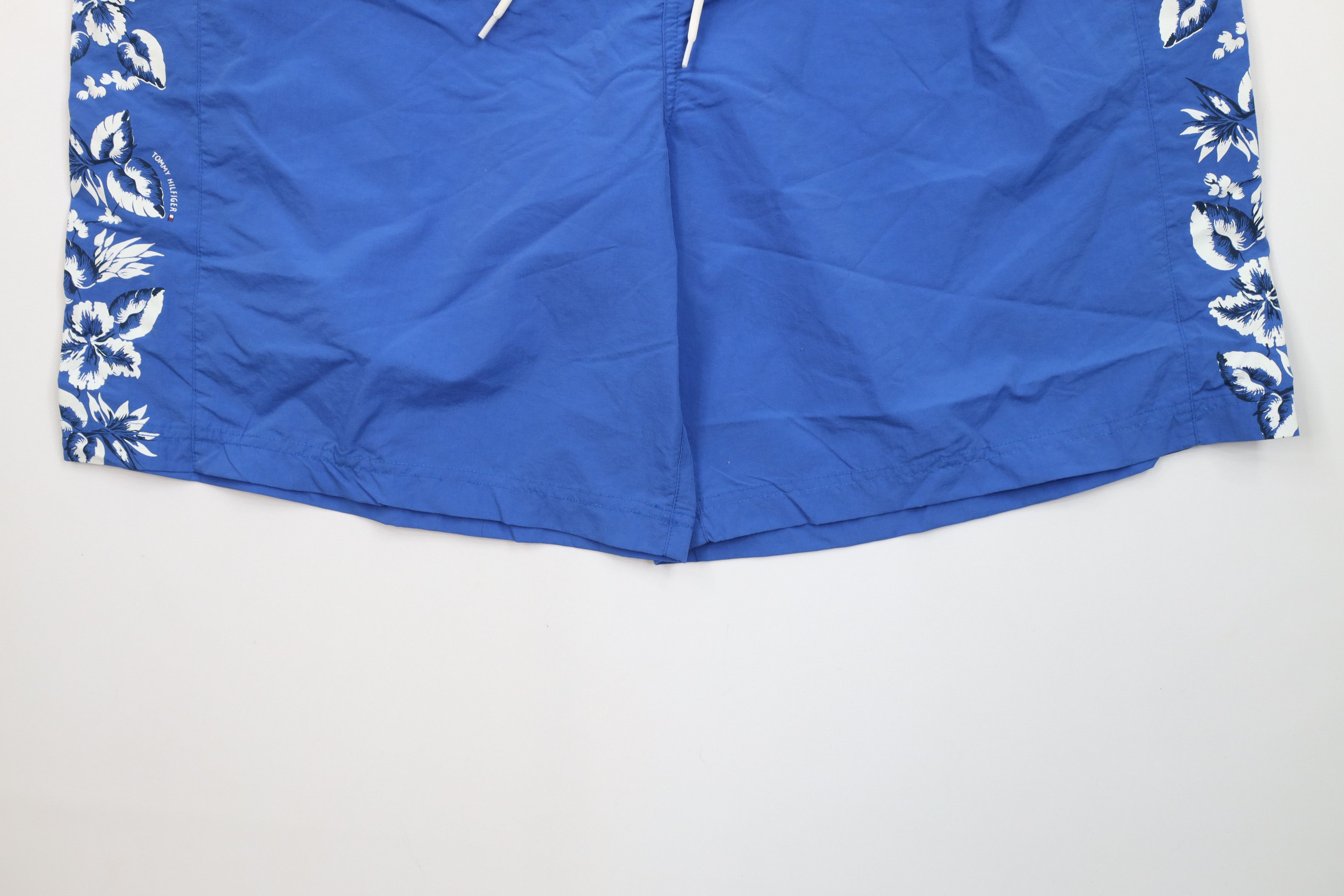 Tommy Hilfiger Vintage Y2K 2002 Tommy Hilfiger Flower Board Shorts Blue Size US 38 / EU 54 - 4 Thumbnail