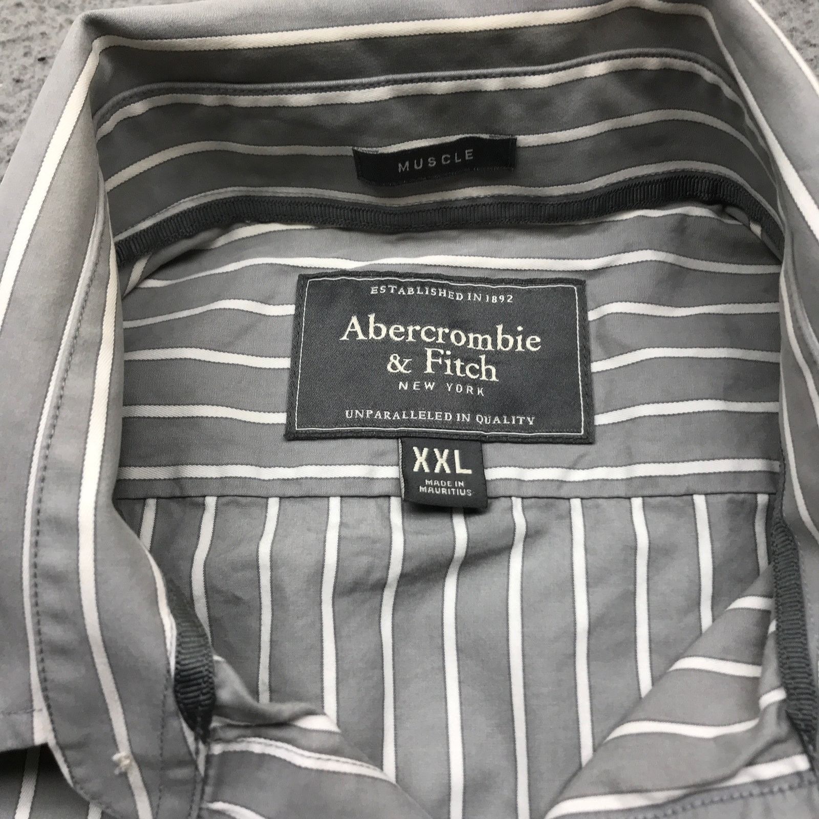 Abercrombie & Fitch Abercrombie & Fitch Muscle Dress Shirt Men XXL Striped Gray Size US XXL / EU 58 / 5 - 4 Thumbnail