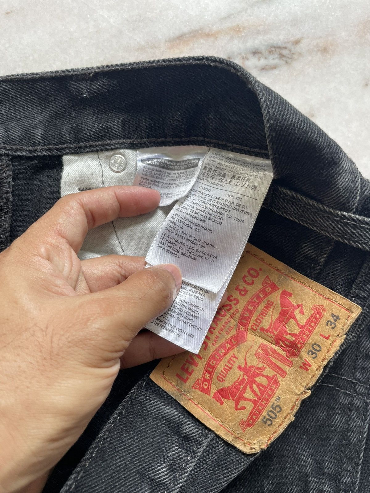 Levi's Vintage y2k Levis 505 Distressed & Repair Jeans Size US 31 - 7 Thumbnail