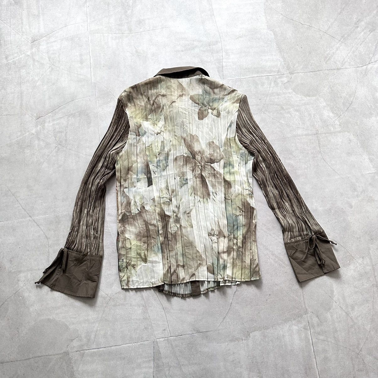 Pleats Please Issey Miyake Bonita Issey Miyake Pleats Please Style Pleated Lace Shirt Size M / US 6-8 / IT 42-44 - 12 Thumbnail