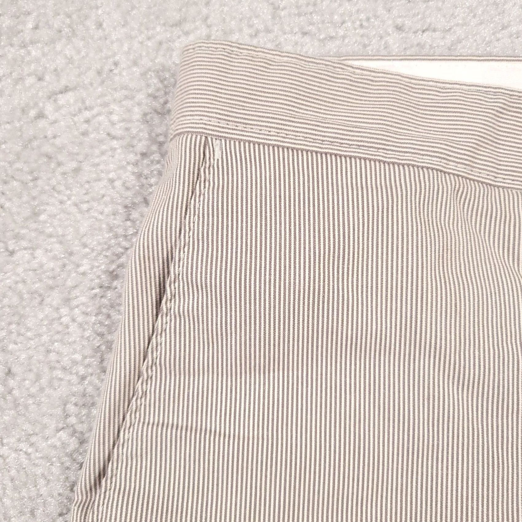 Banana Republic Banana Republic Chino Shorts Mens 38 Casual Flat Front Striped Size US 38 / EU 54 - 4 Thumbnail