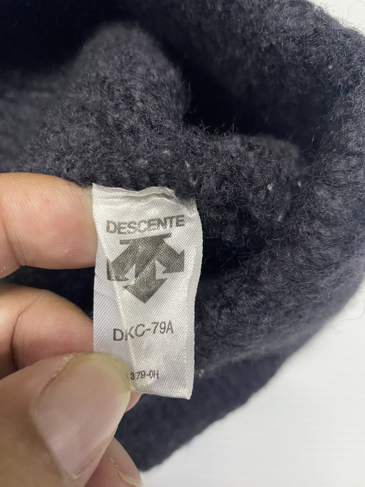 Descente Winter Session Descente Embroidery Beanie Hats Size ONE SIZE - 4 Thumbnail